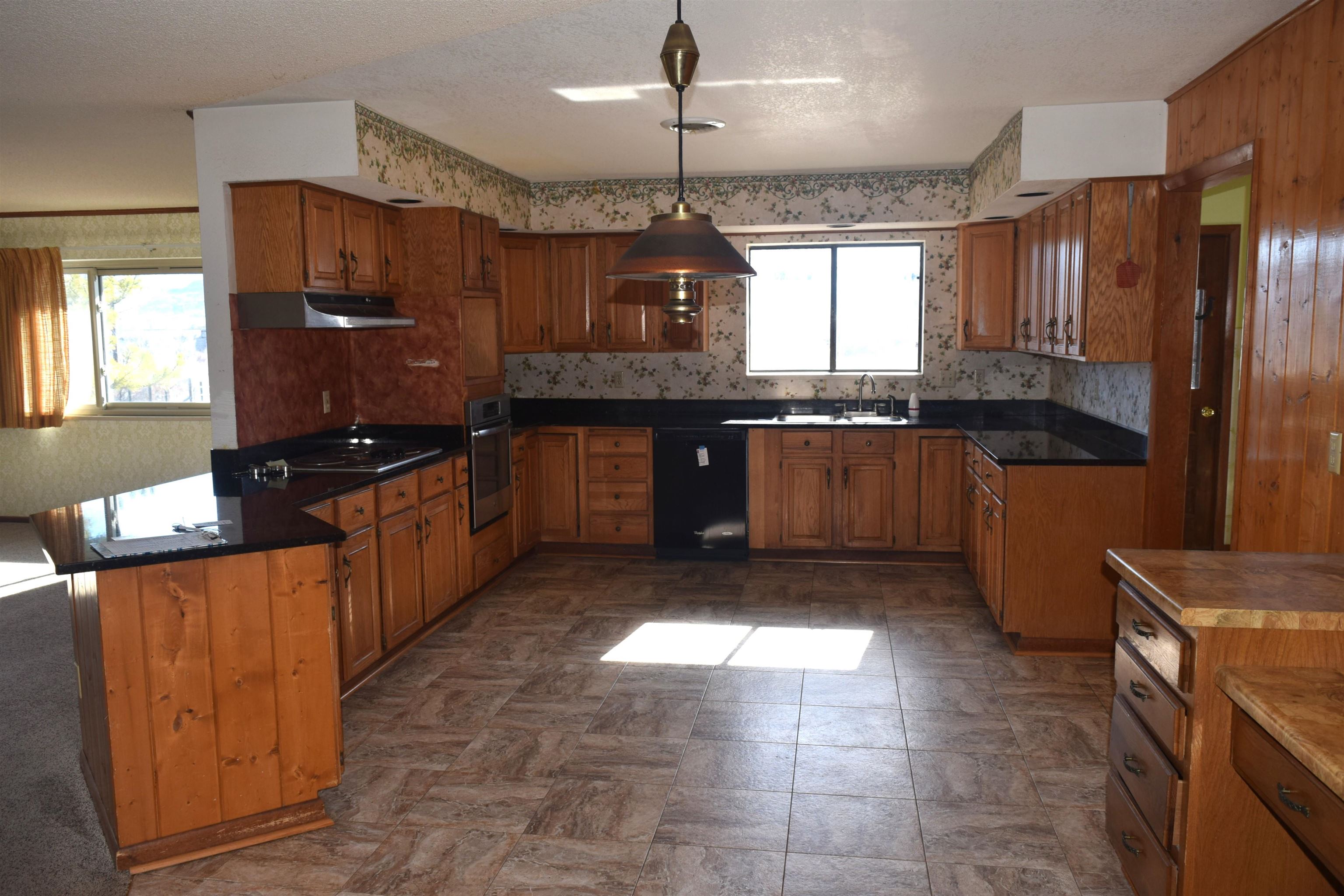 4399 44 Road Property Photo 5