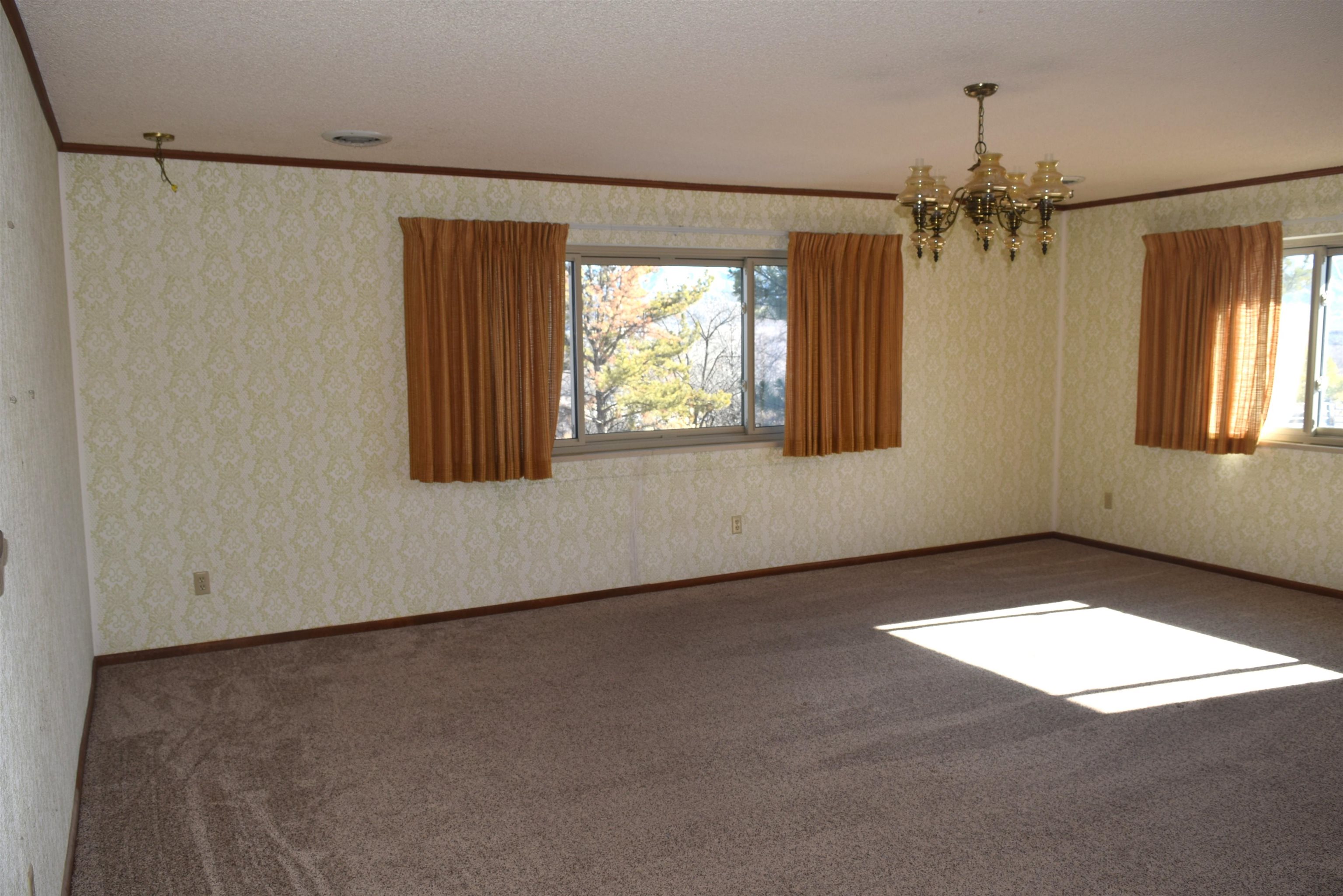 4399 44 Road Property Photo 7