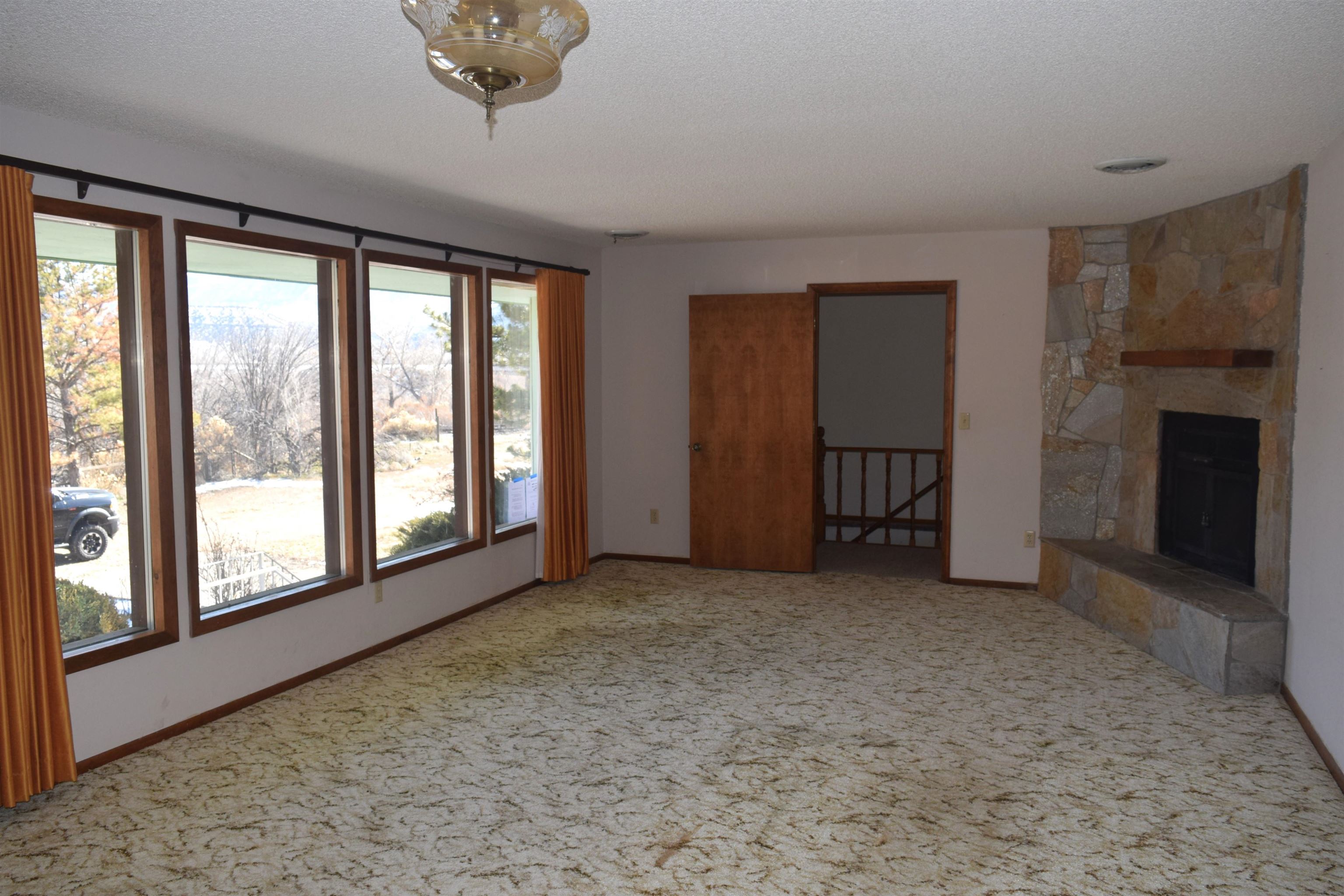 4399 44 Road Property Photo 8