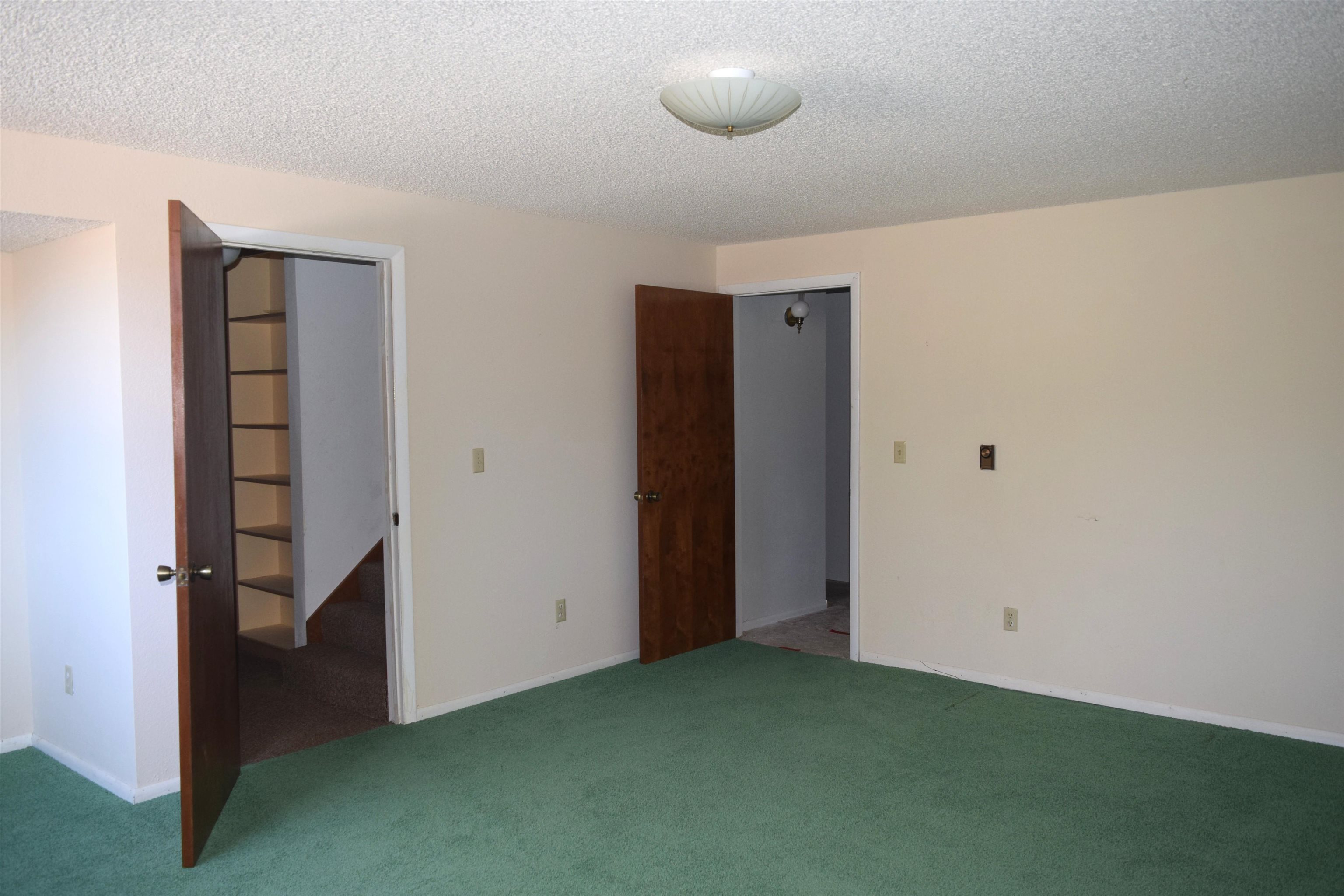4399 44 Road Property Photo 13