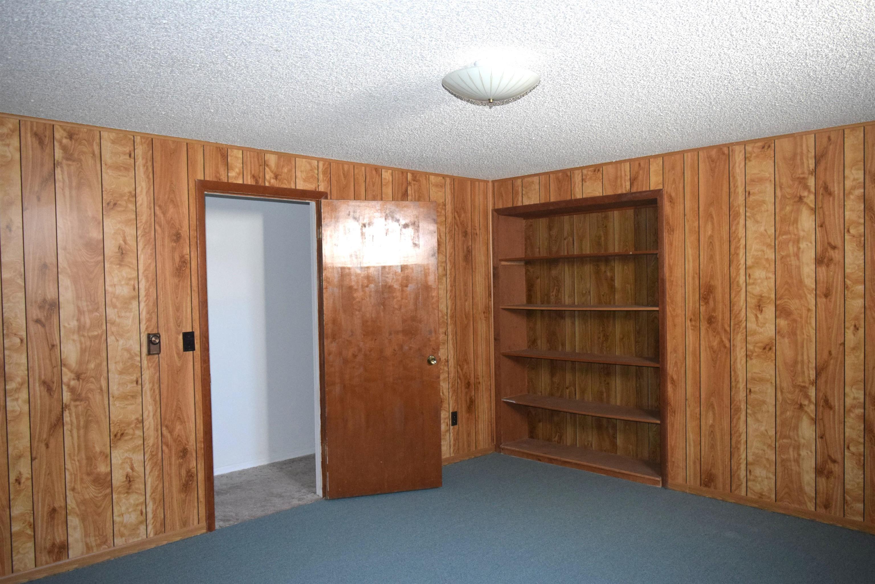4399 44 Road Property Photo 16
