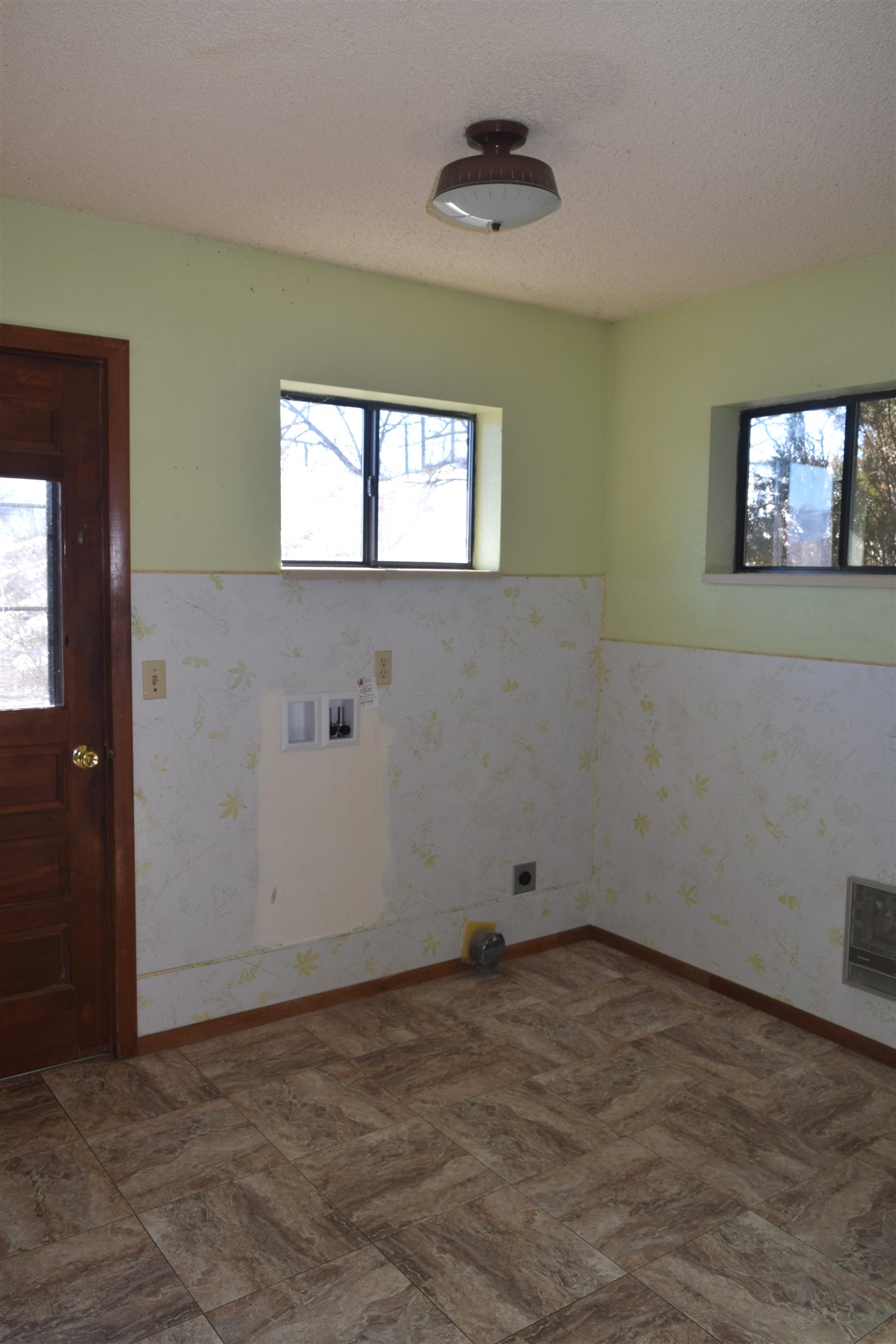 4399 44 Road Property Photo 19
