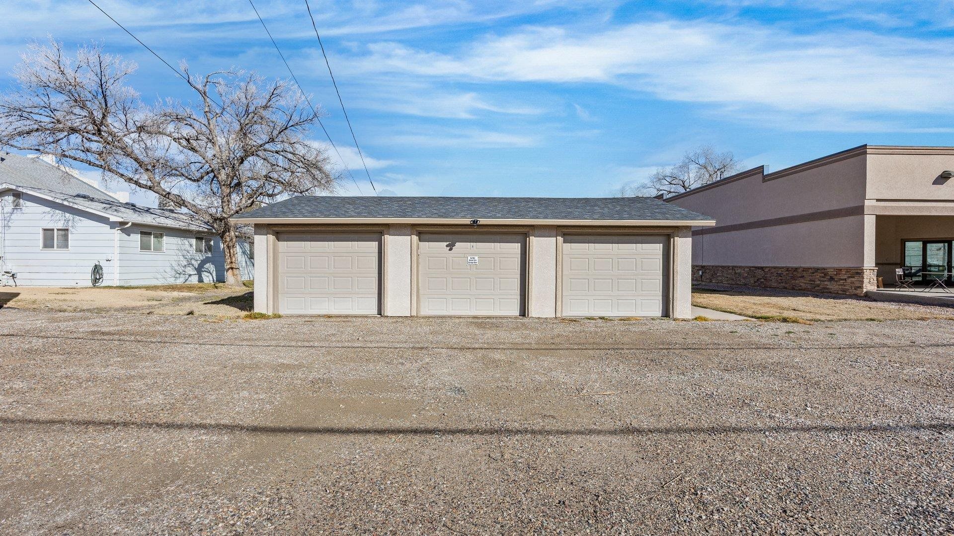318 E Aspen Avenue Property Photo 5