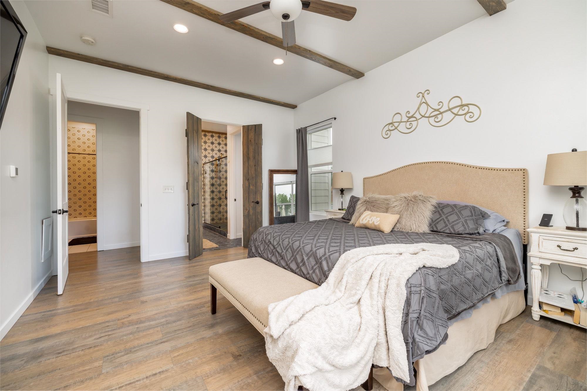 1866 J Road Property Photo 15