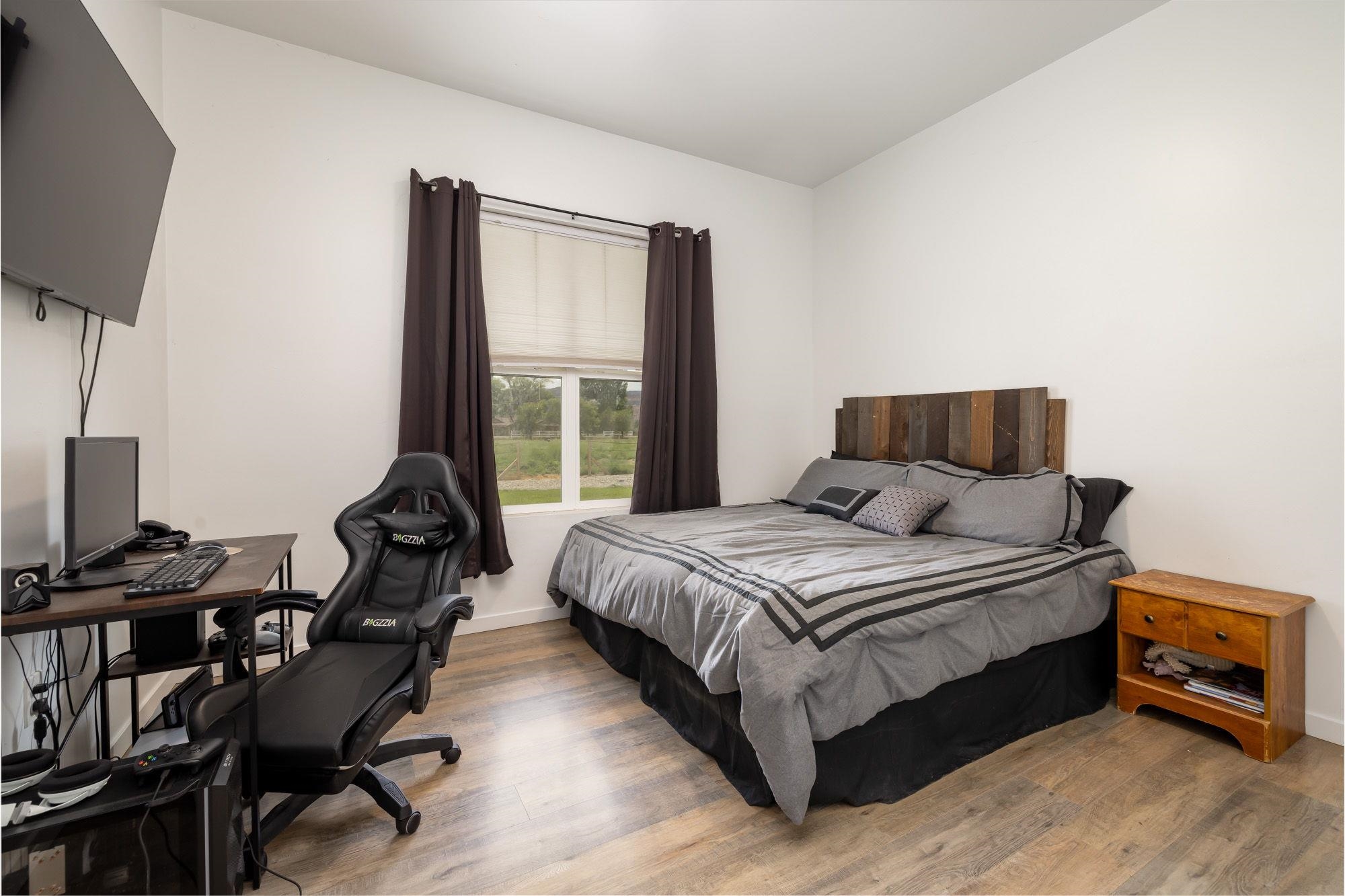 1866 J Road Property Photo 19