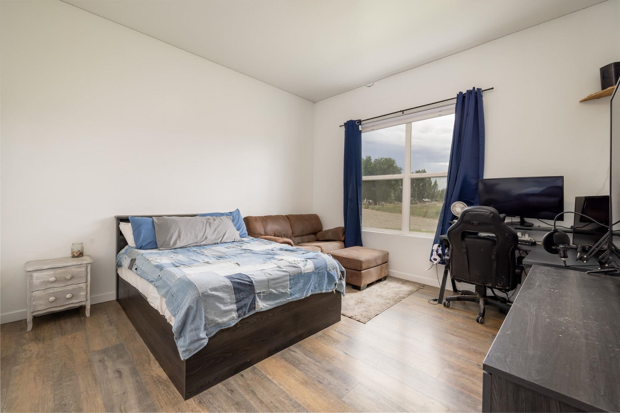 1866 J Road Property Photo 20