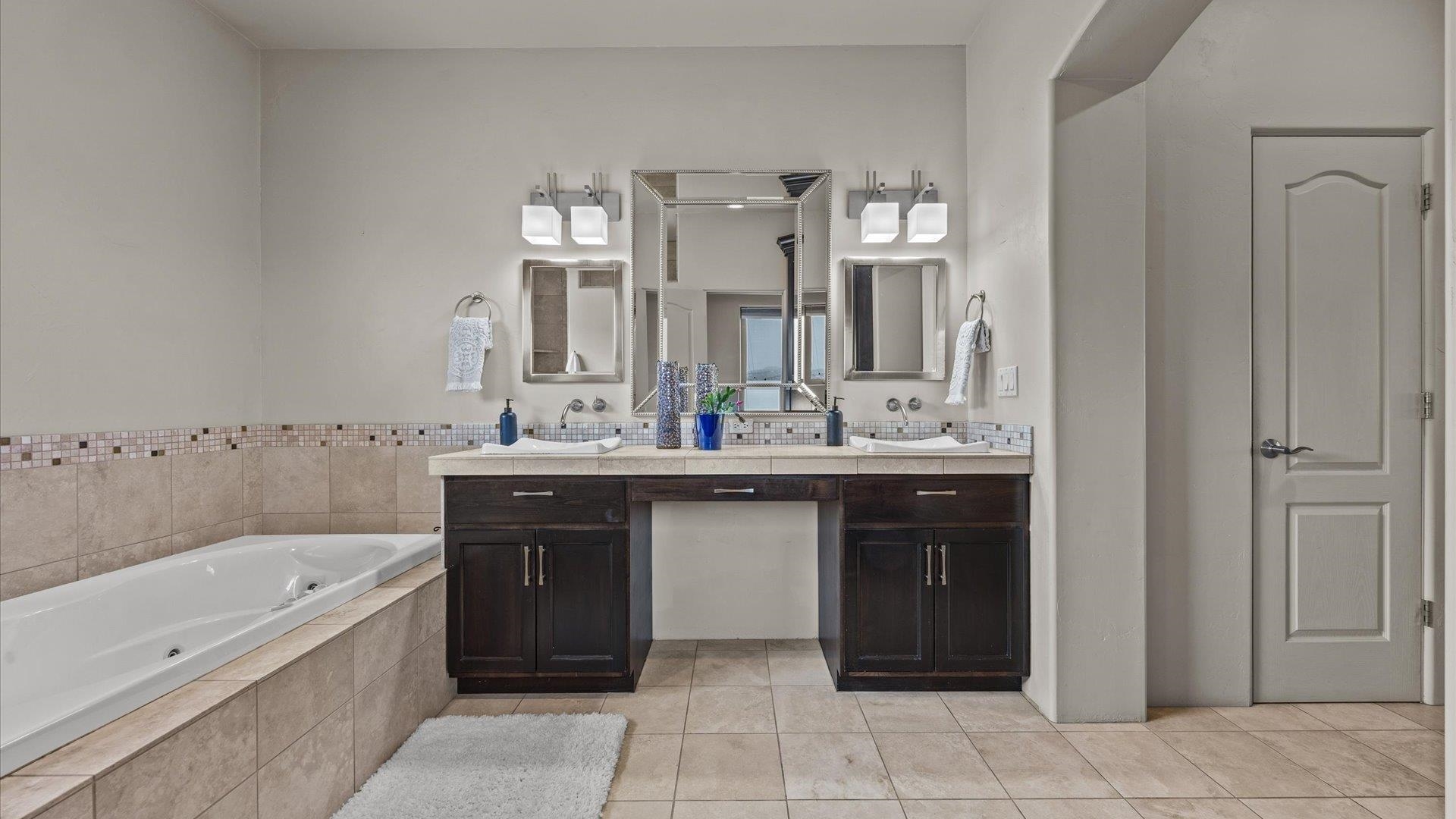 2661 Bangs Canyon Drive Property Photo 17