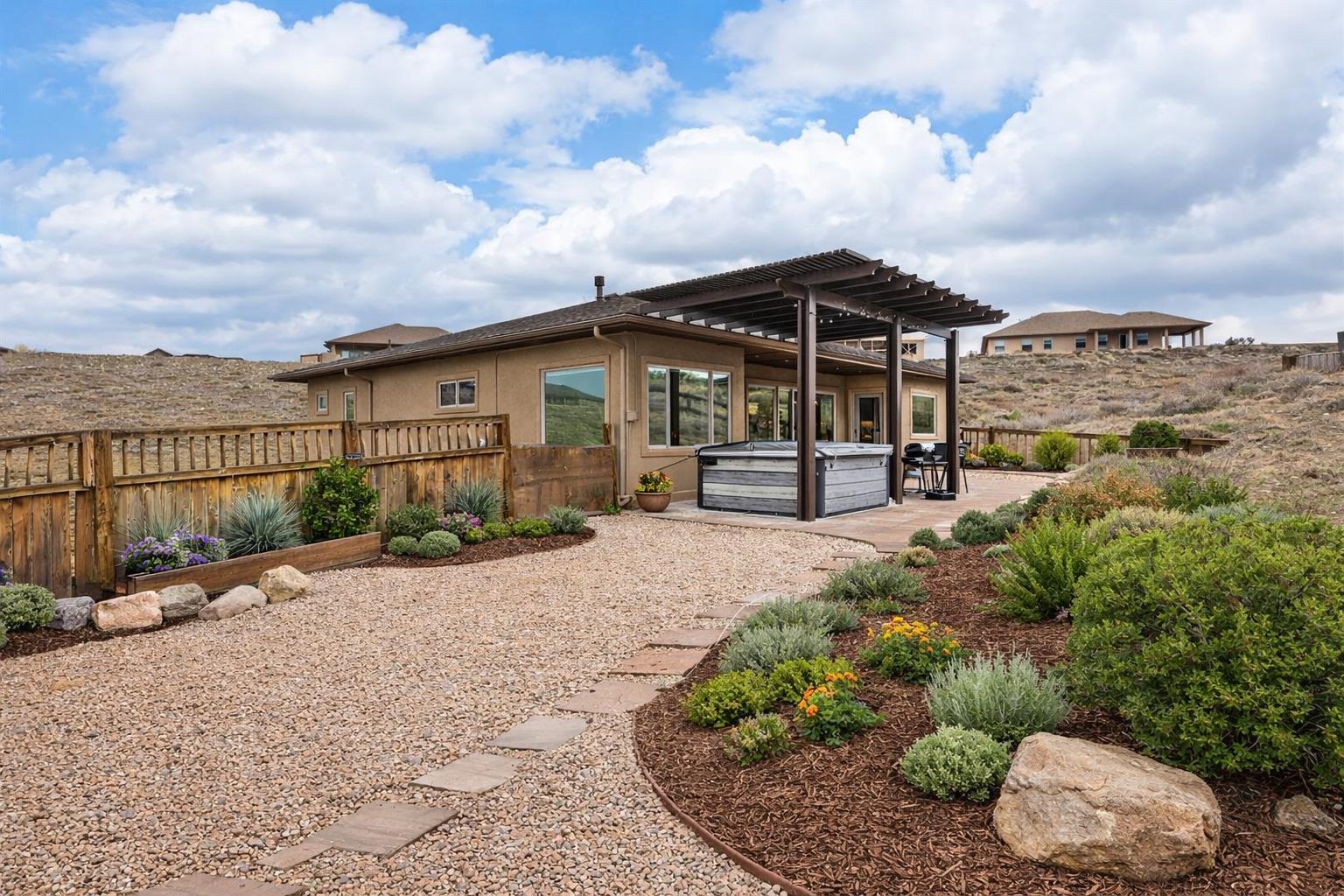 2661 Bangs Canyon Drive Property Photo 30