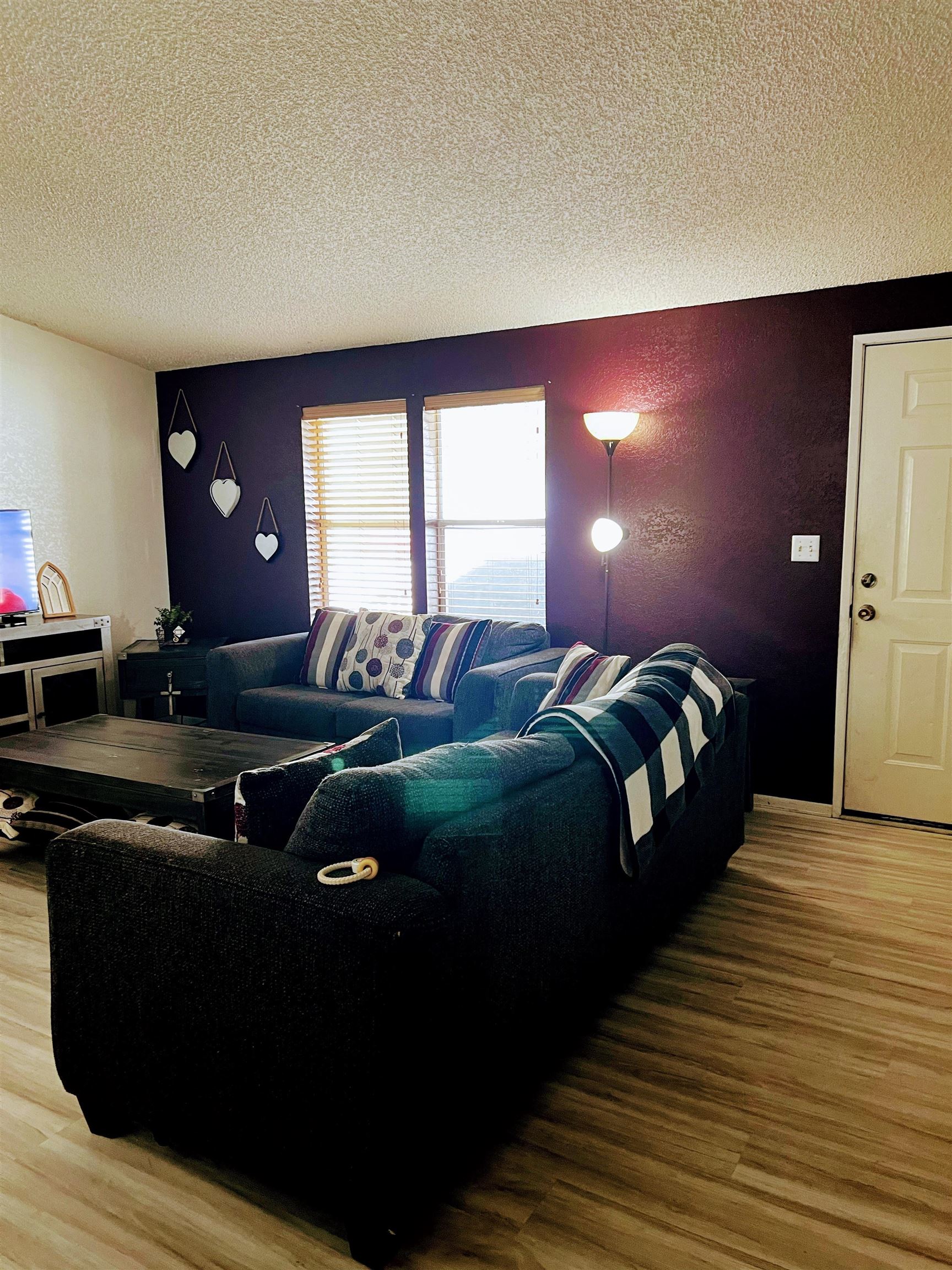 435 32 Road Property Photo 2