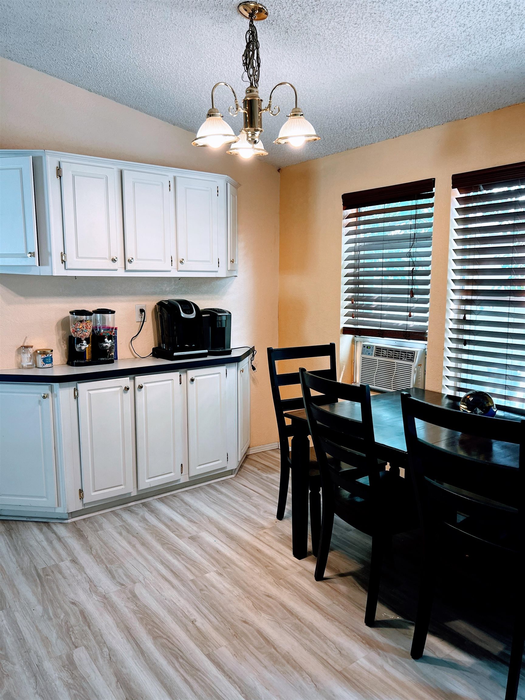 435 32 Road Property Photo 5