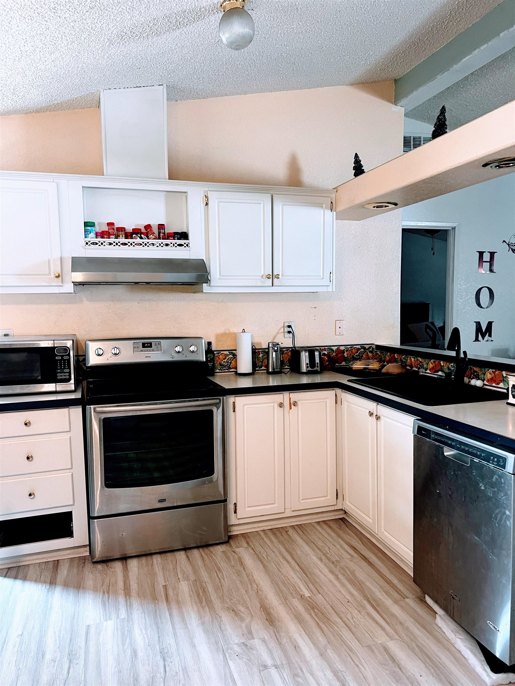 435 32 Road Property Photo 7