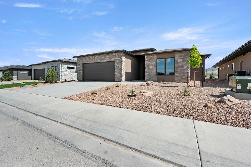 2704 Meadowcrest Court Property Photo 41