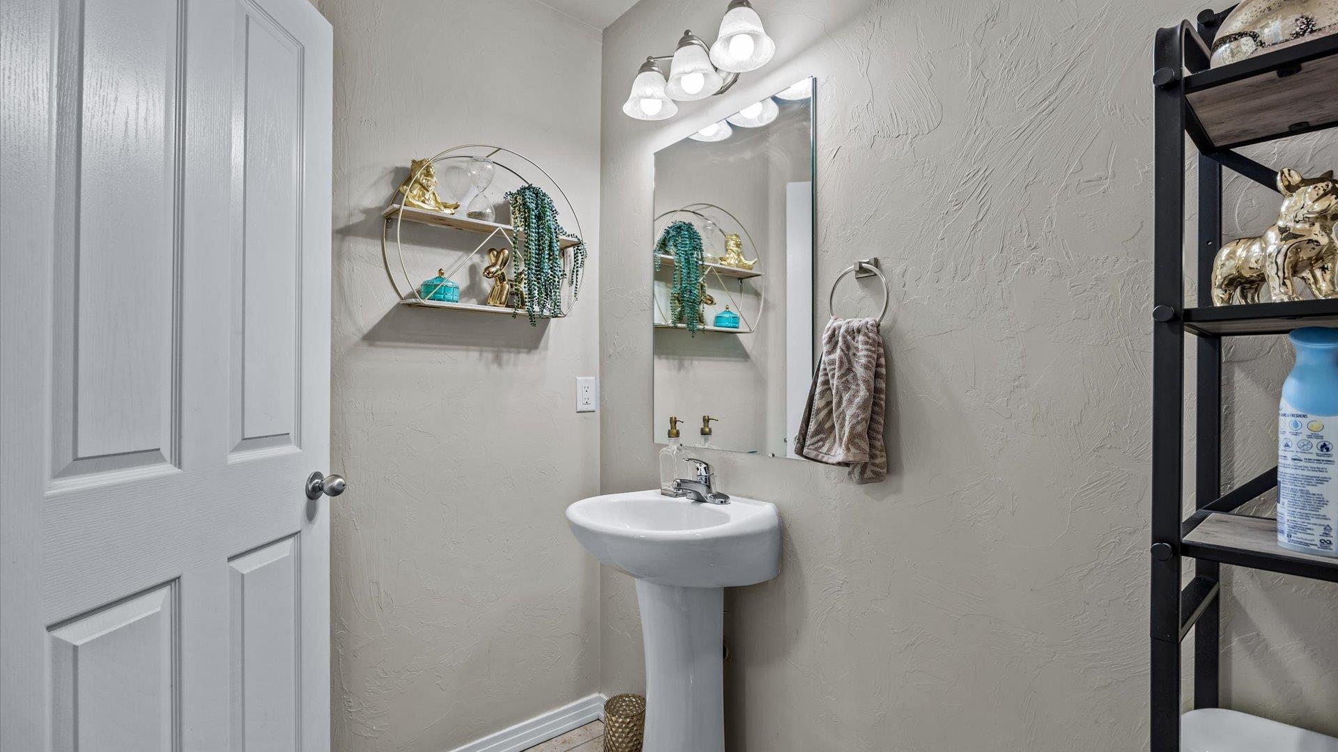 619 Silver Mountain Drive Property Photo 13