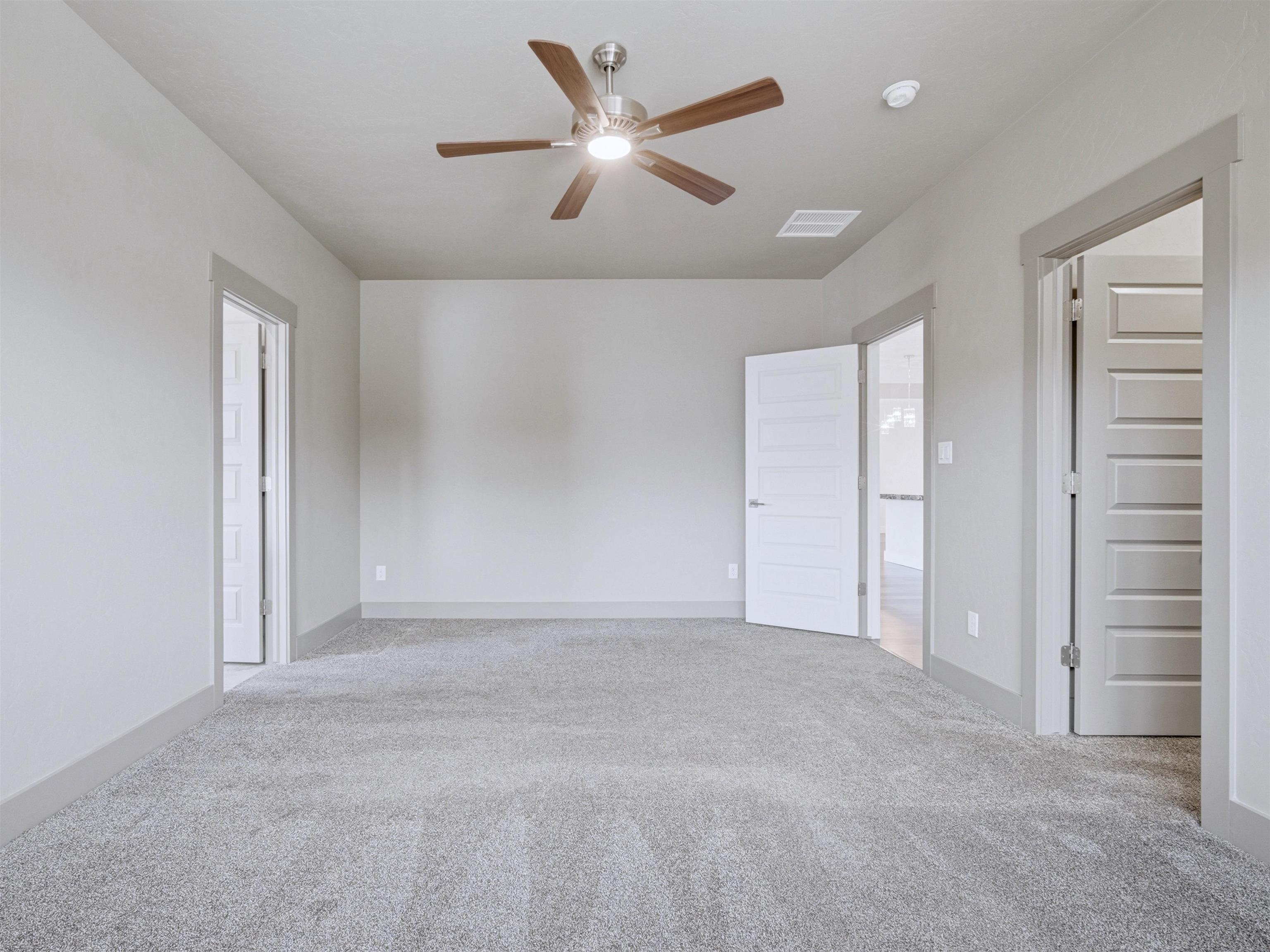 1223 Eagle Way Property Photo 13