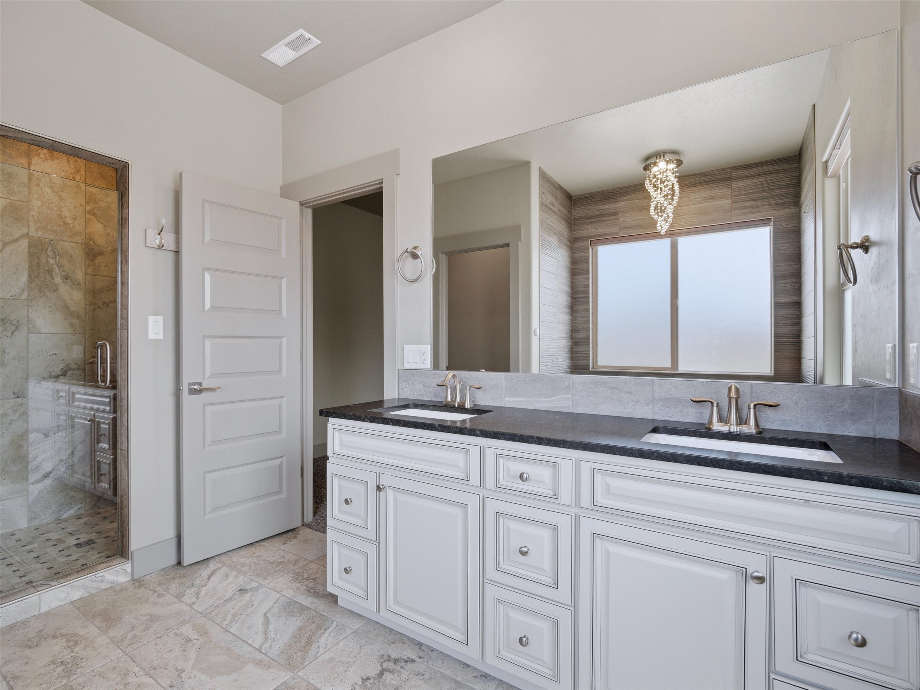 1223 Eagle Way Property Photo 14