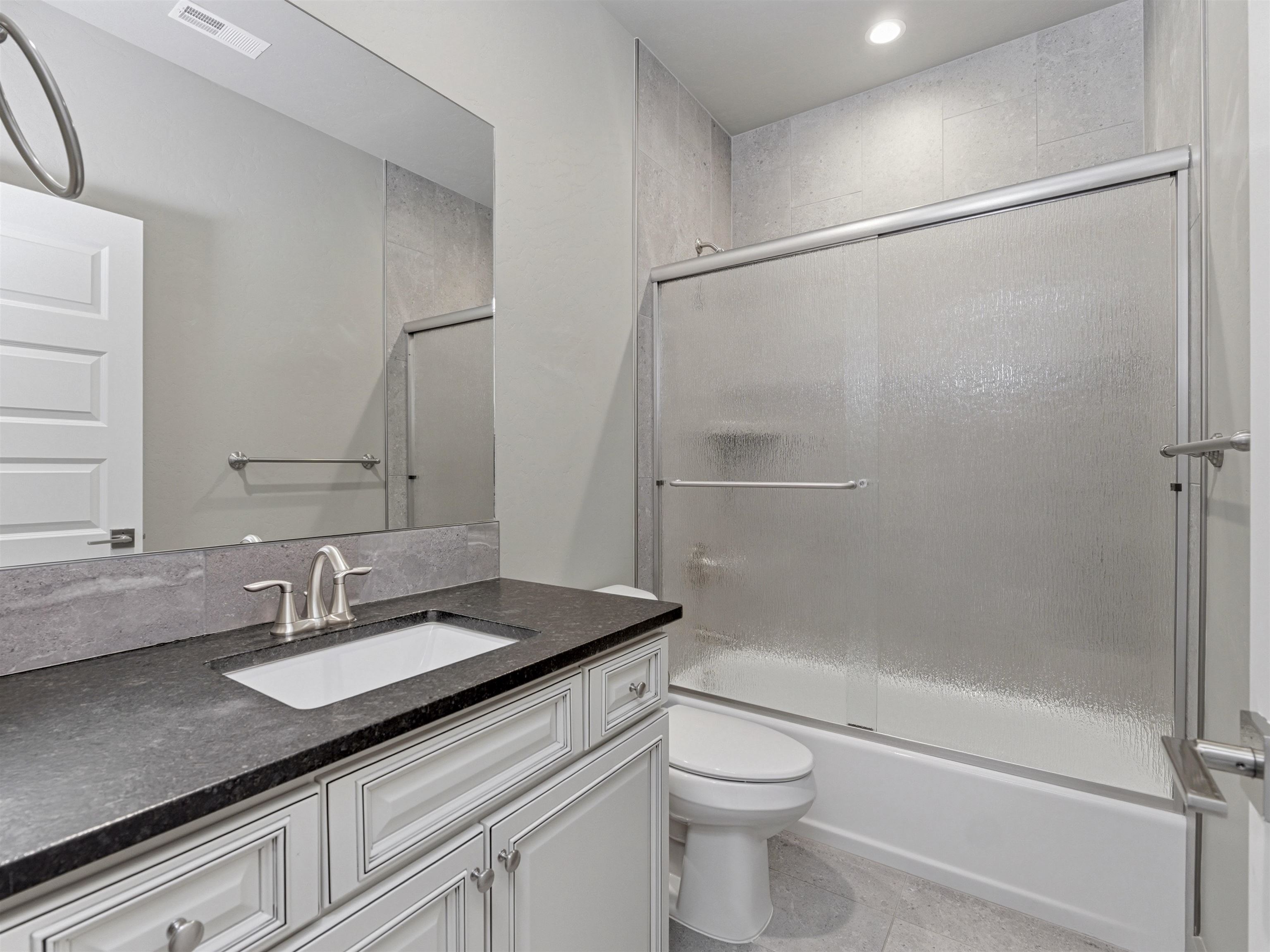 1223 Eagle Way Property Photo 24