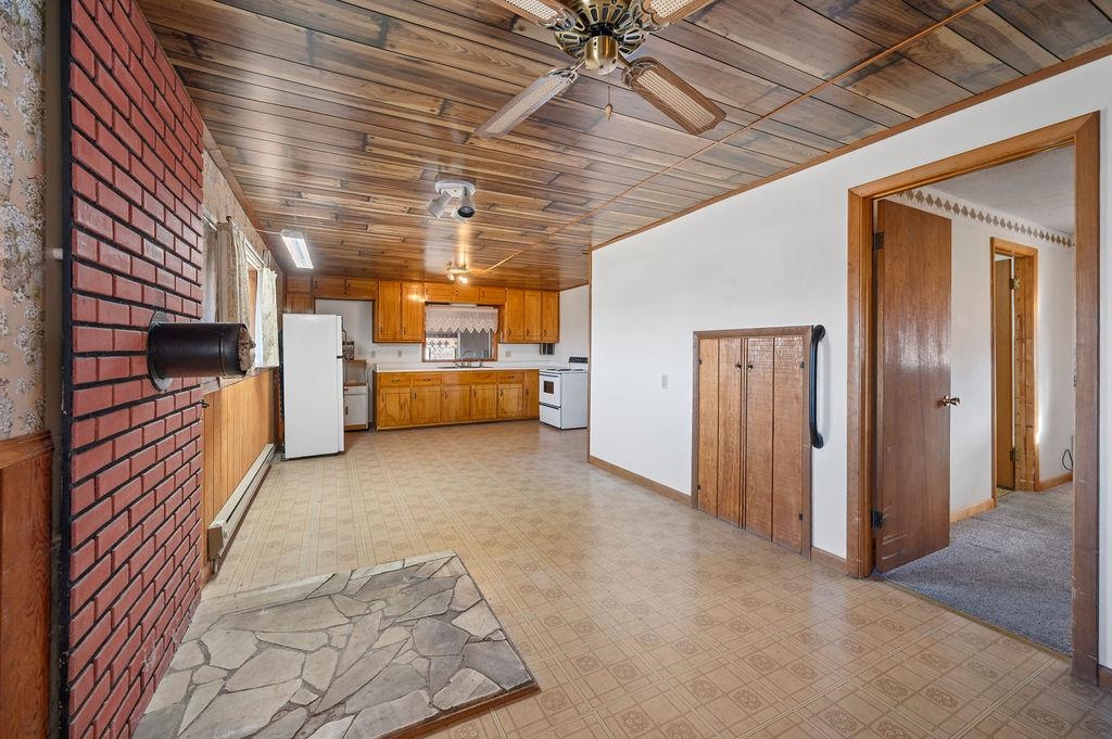 49131 Ie Road Property Photo 13