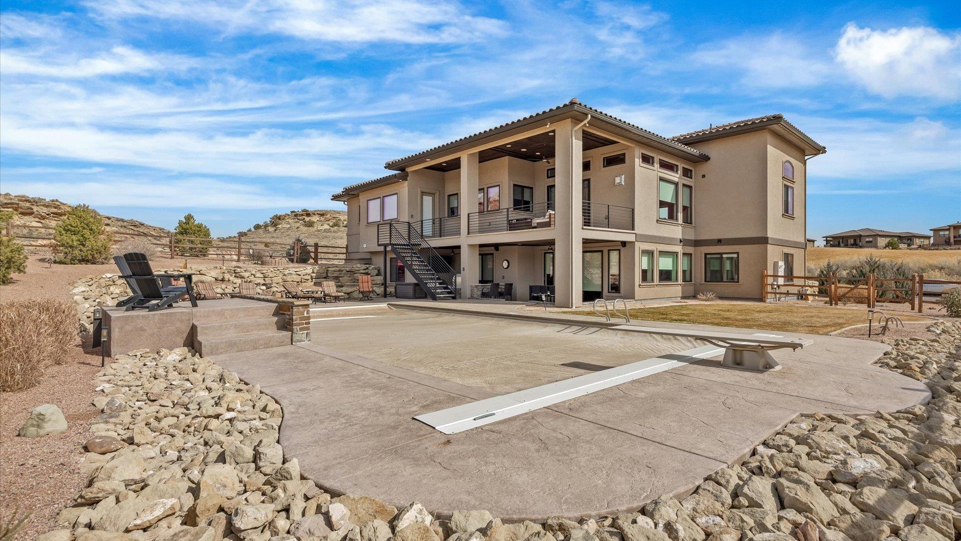 379 High Desert Road Property Photo 41