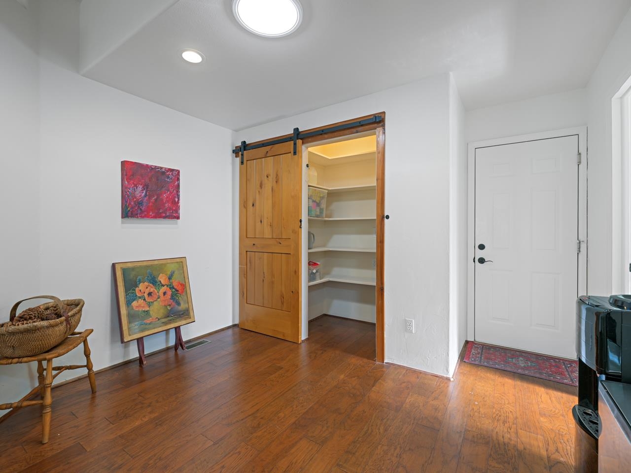 463 Seasons Drive Property Photo 14