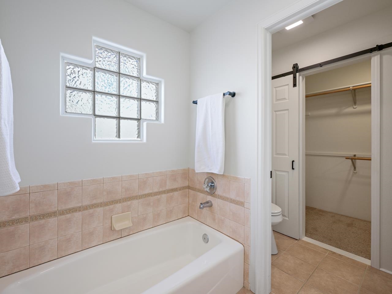 463 Seasons Drive Property Photo 23