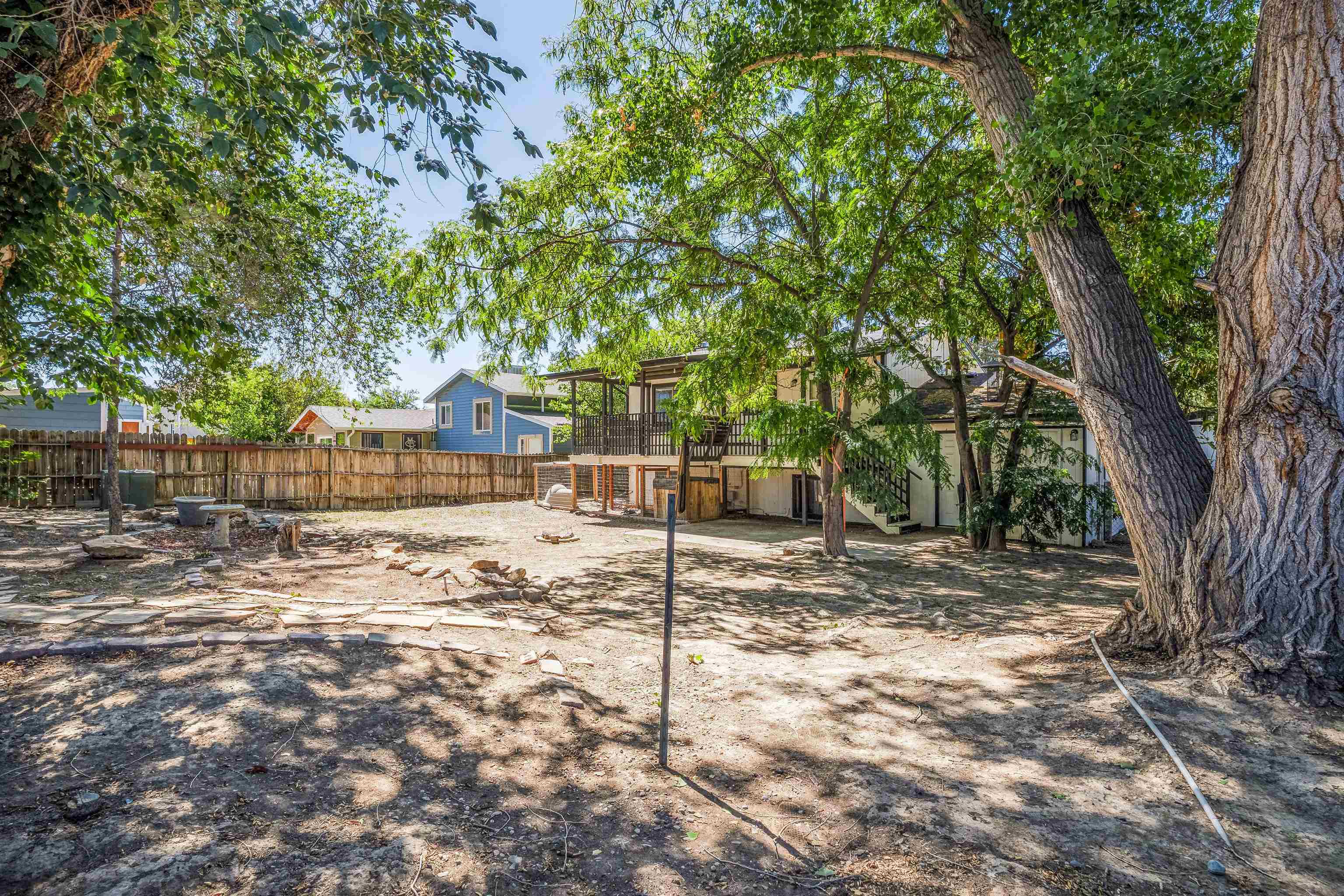 2984 Walnut Avenue Property Photo 25