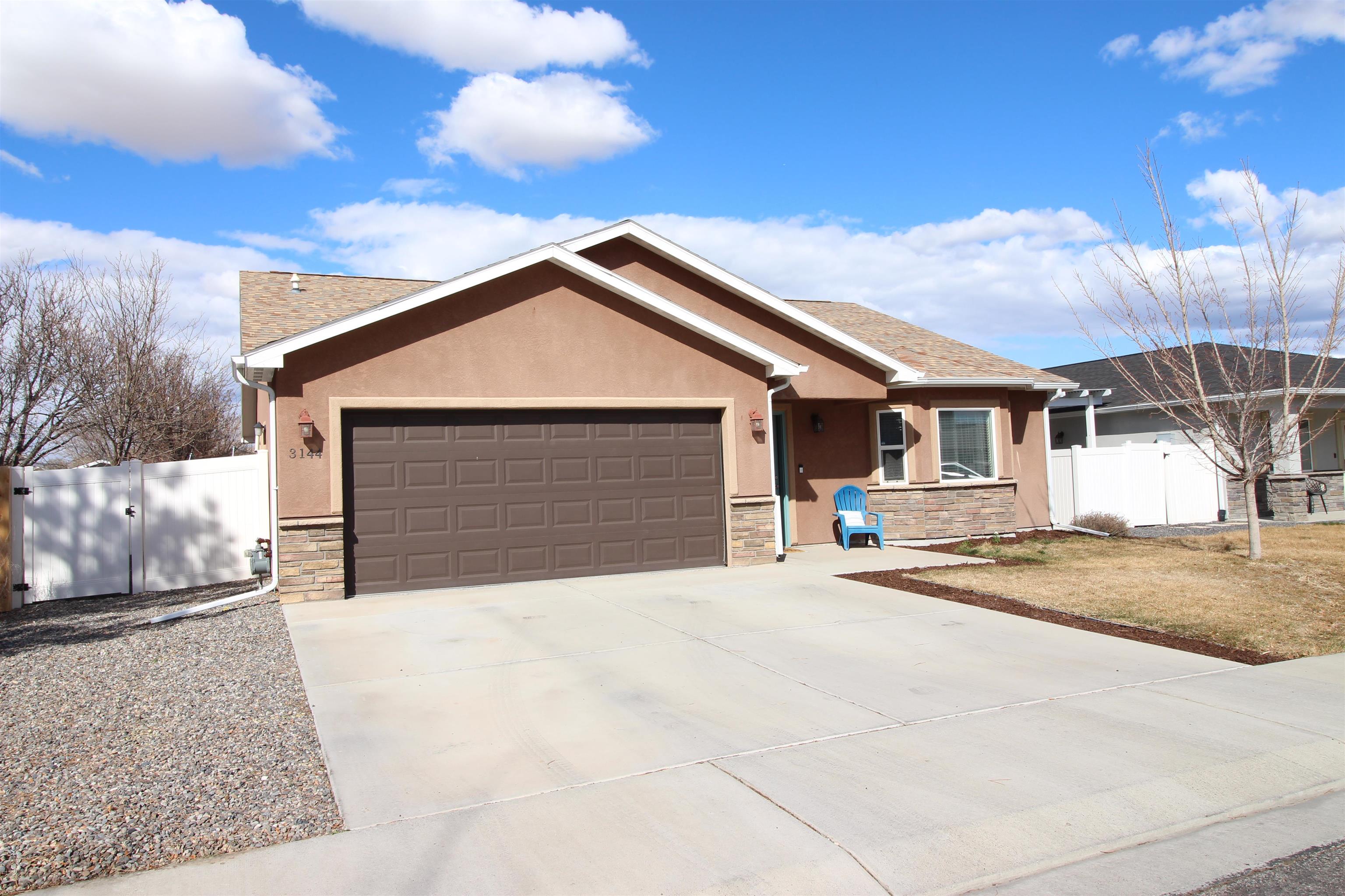 3144 D 3/4 Road Property Photo 2