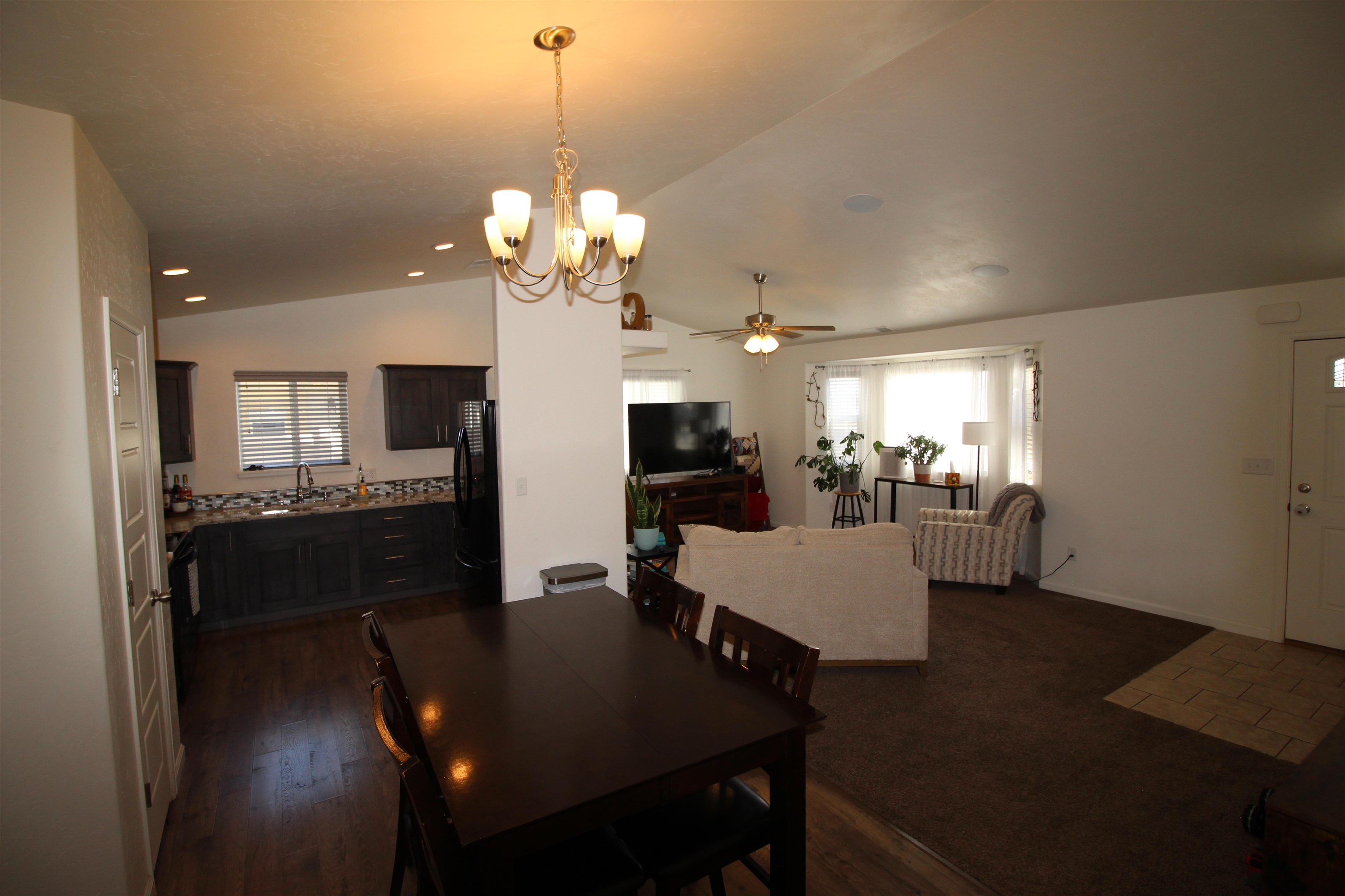 3144 D 3/4 Road Property Photo 6