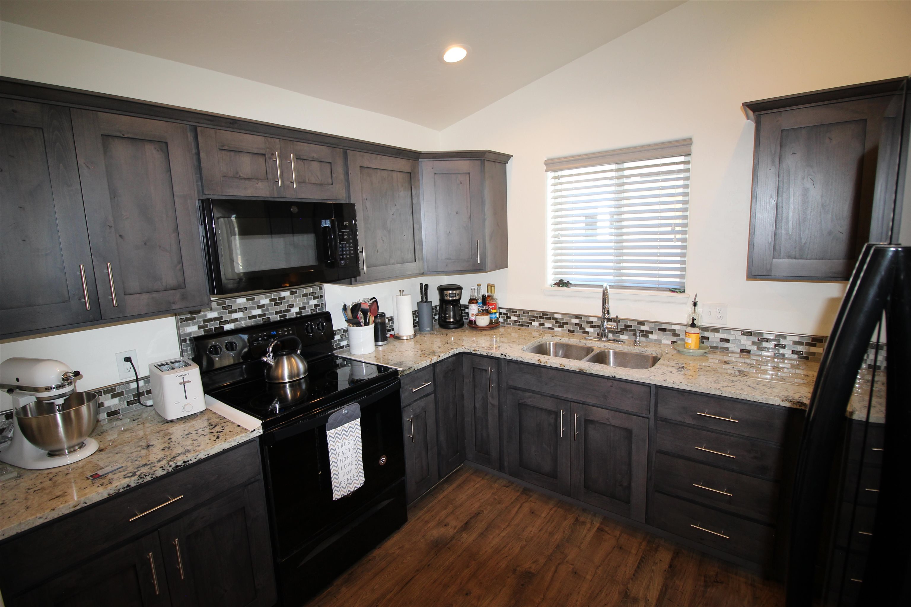 3144 D 3/4 Road Property Photo 8