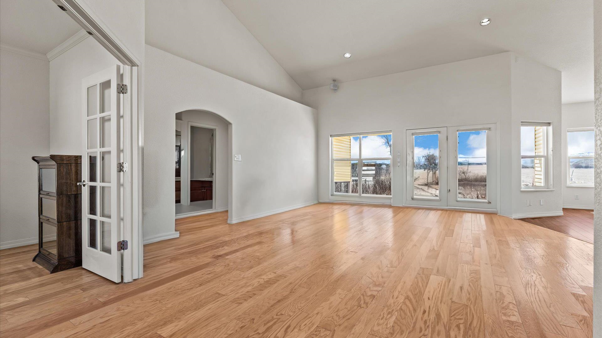 67196 Sunnyside Road Property Photo 7