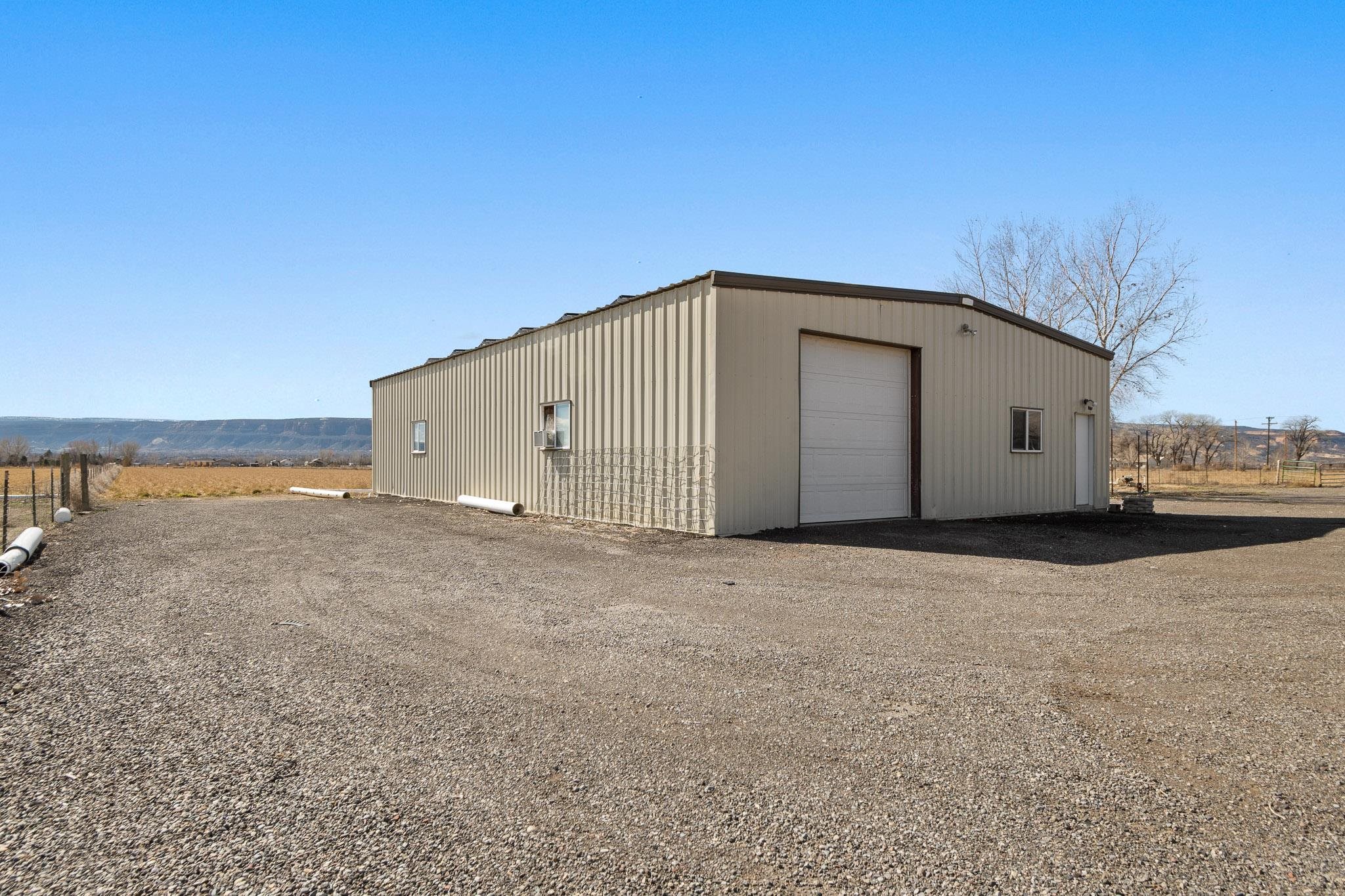 2107 I 1/2 Road Property Photo 29
