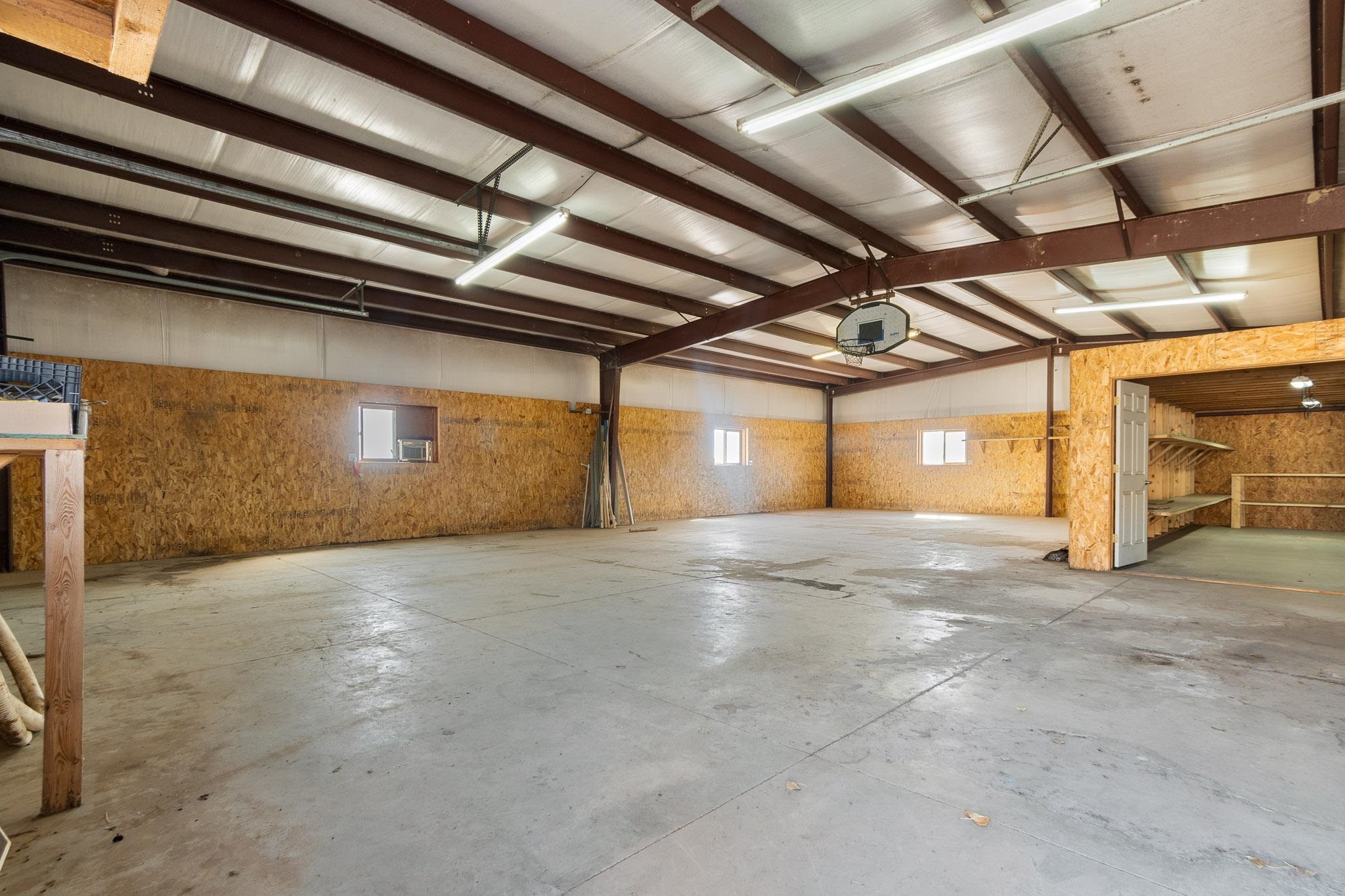 2107 I 1/2 Road Property Photo 30