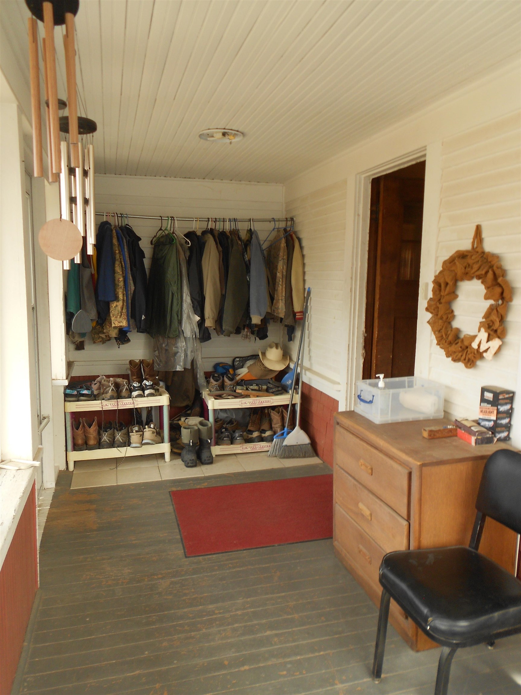 680 Curtis Avenue Property Photo 9