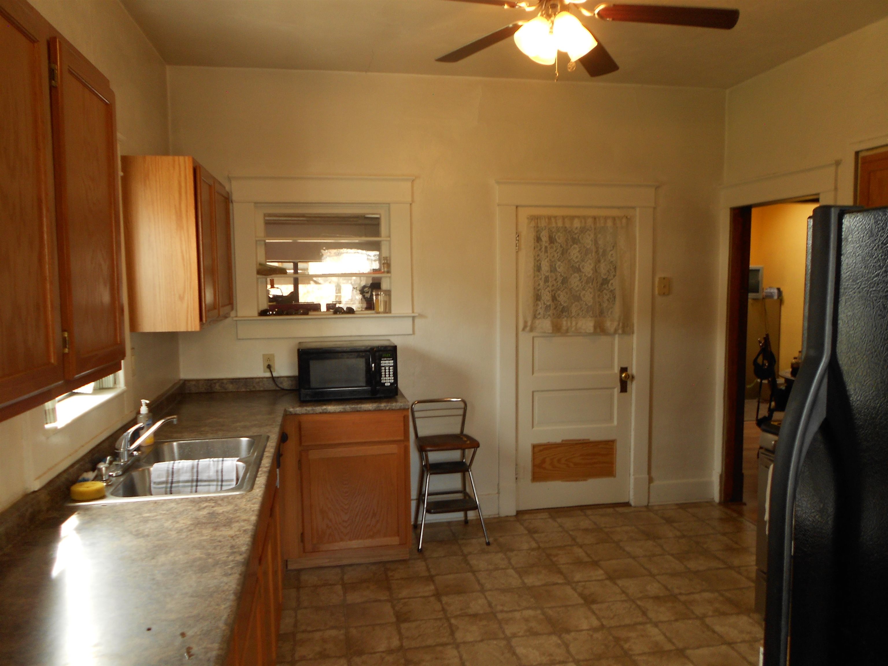 680 Curtis Avenue Property Photo 17