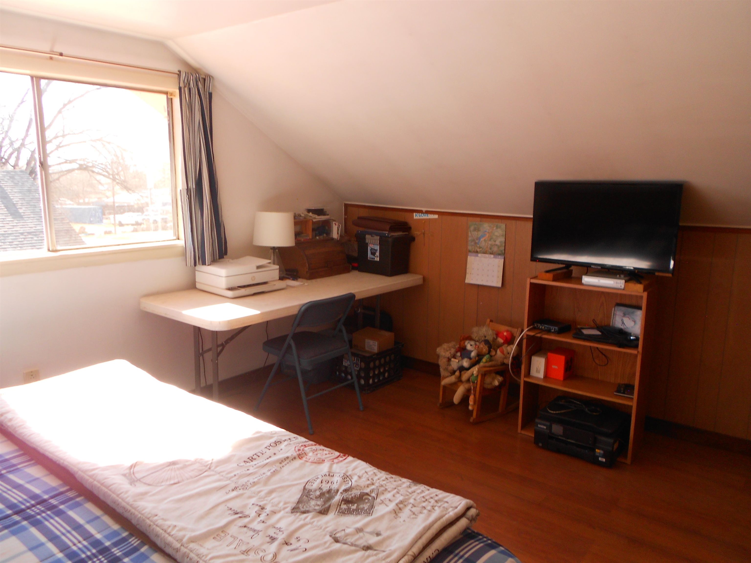 680 Curtis Avenue Property Photo 21