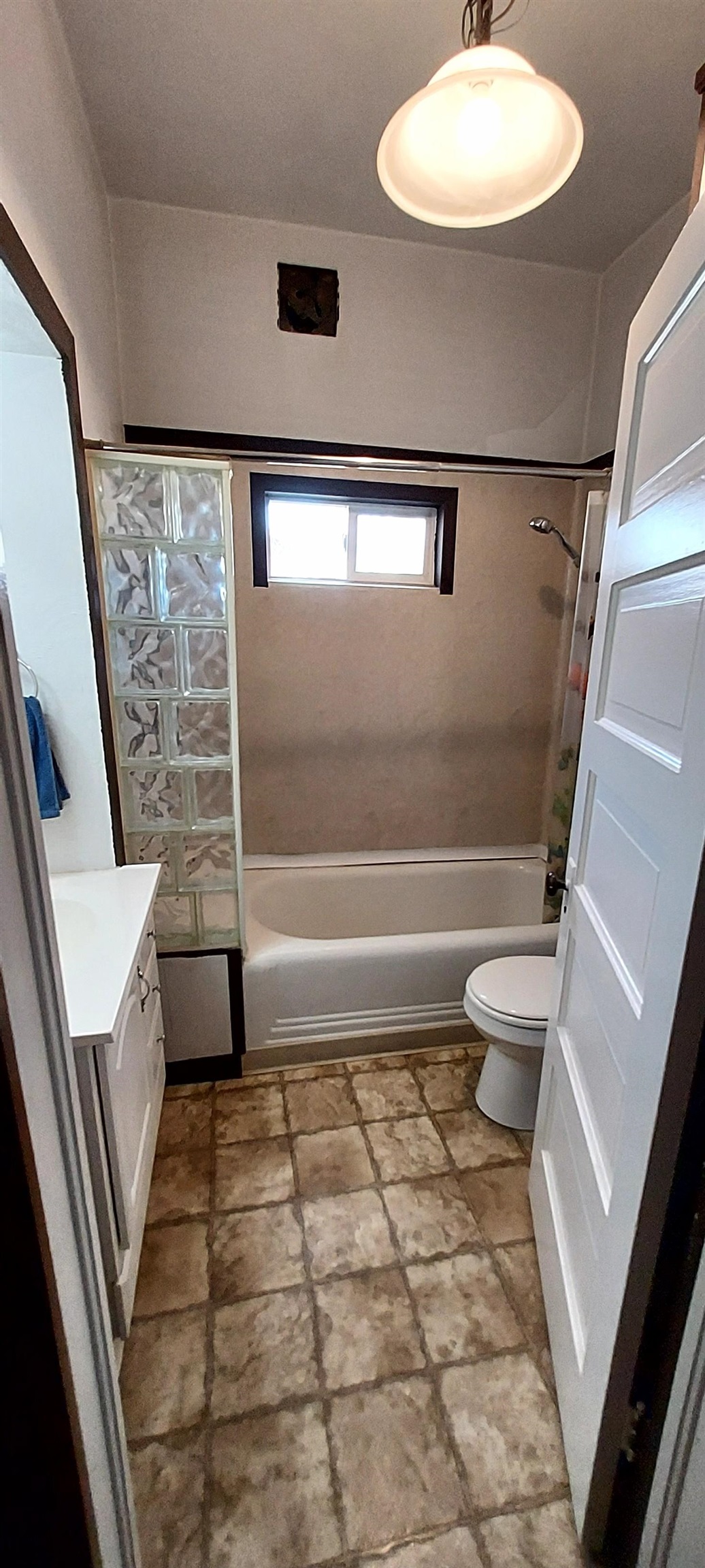 680 Curtis Avenue Property Photo 32