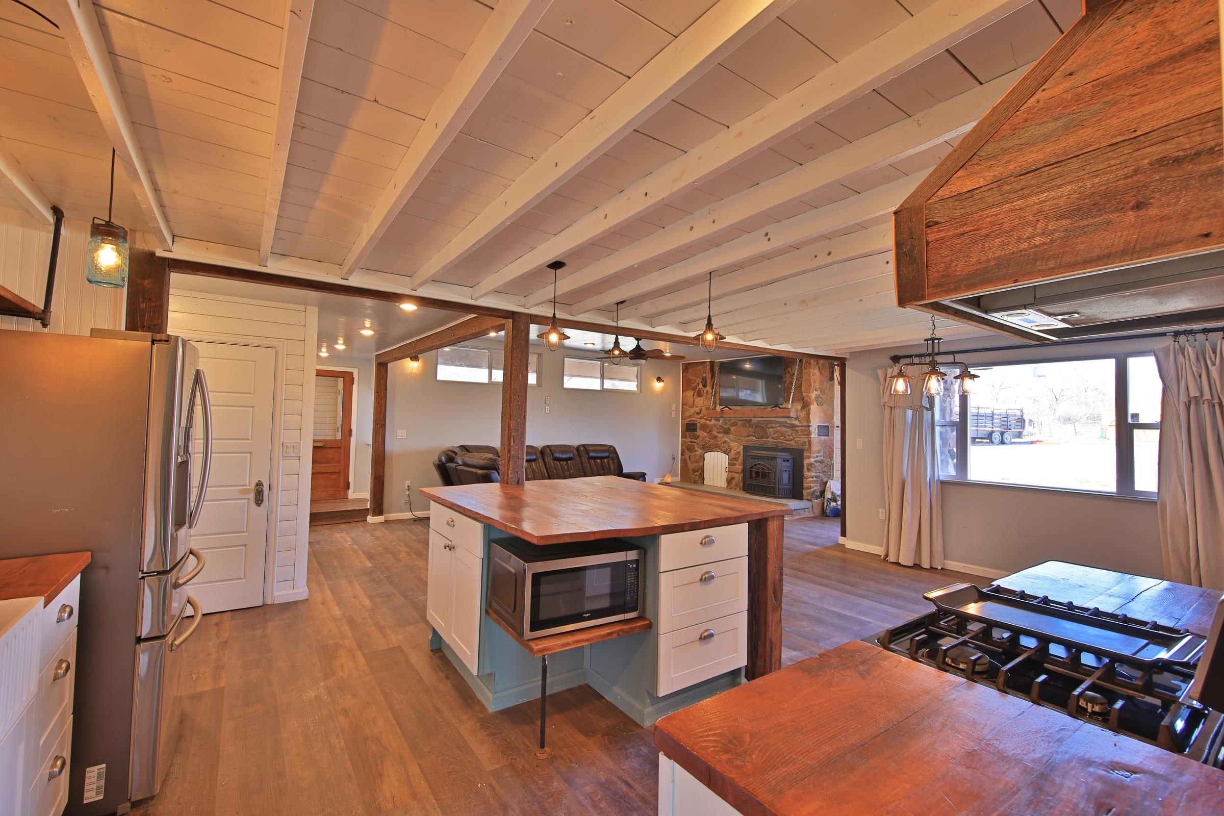 1537 19 Road Property Photo 10