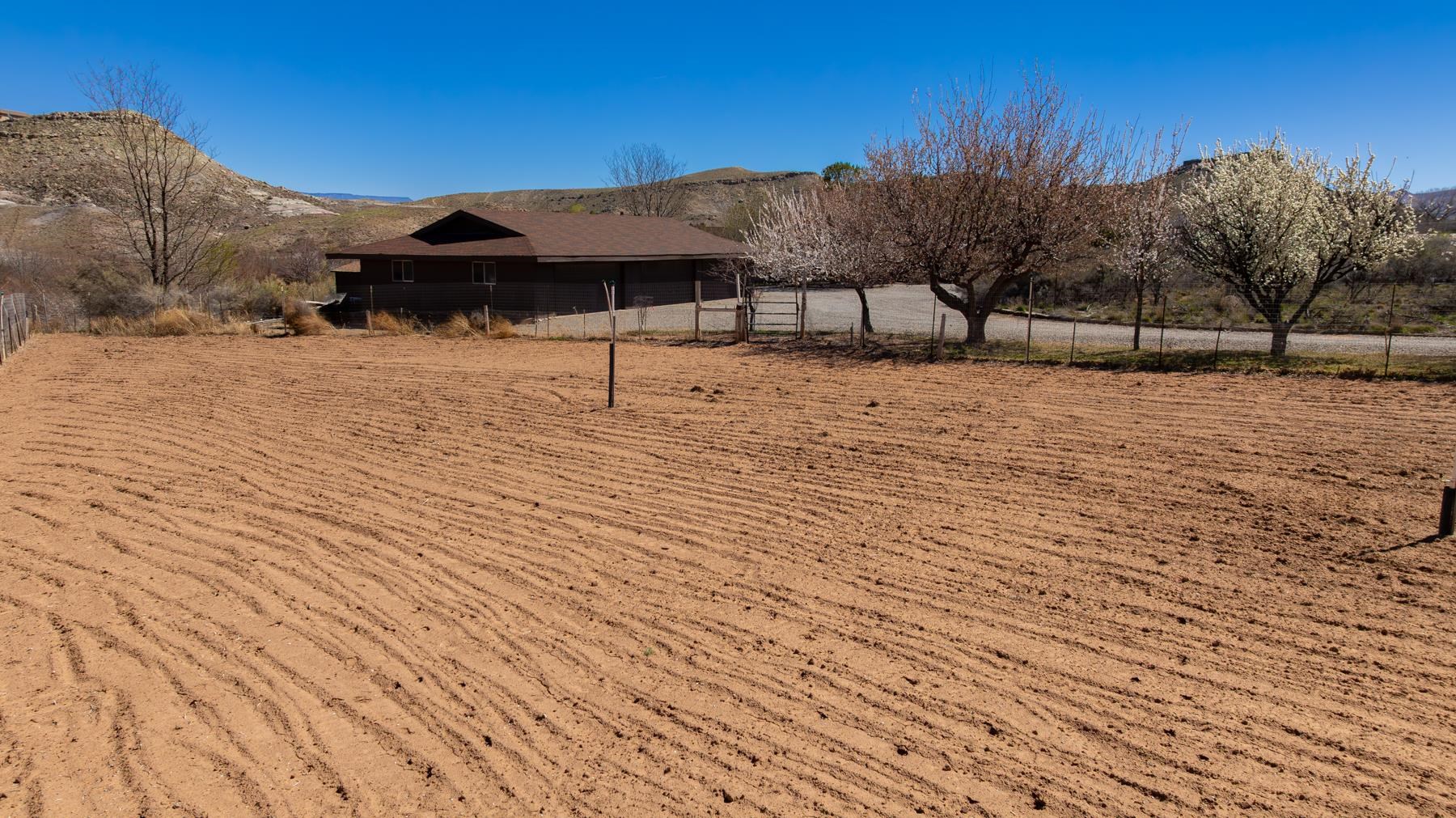 2108 Desert Hills Road Property Photo 23