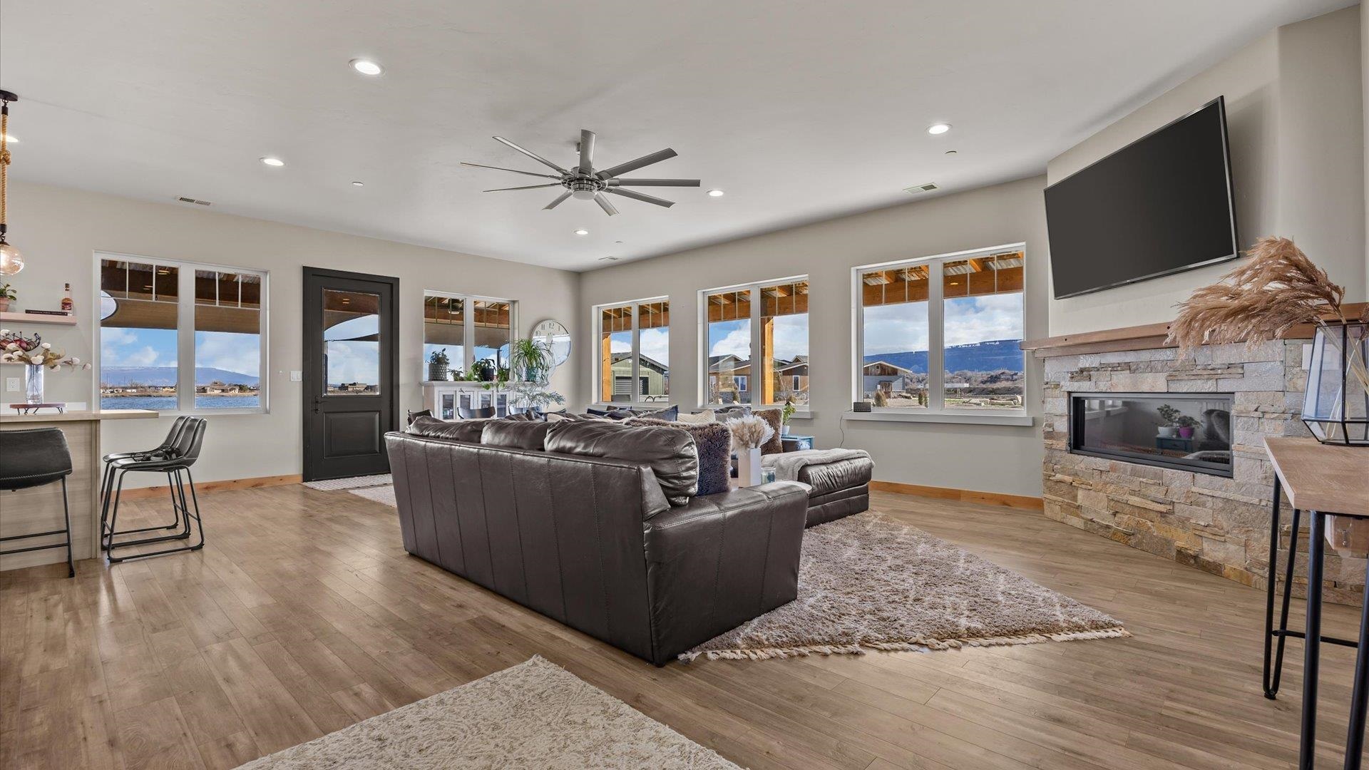 2085 Kedrowski Court Property Photo 10