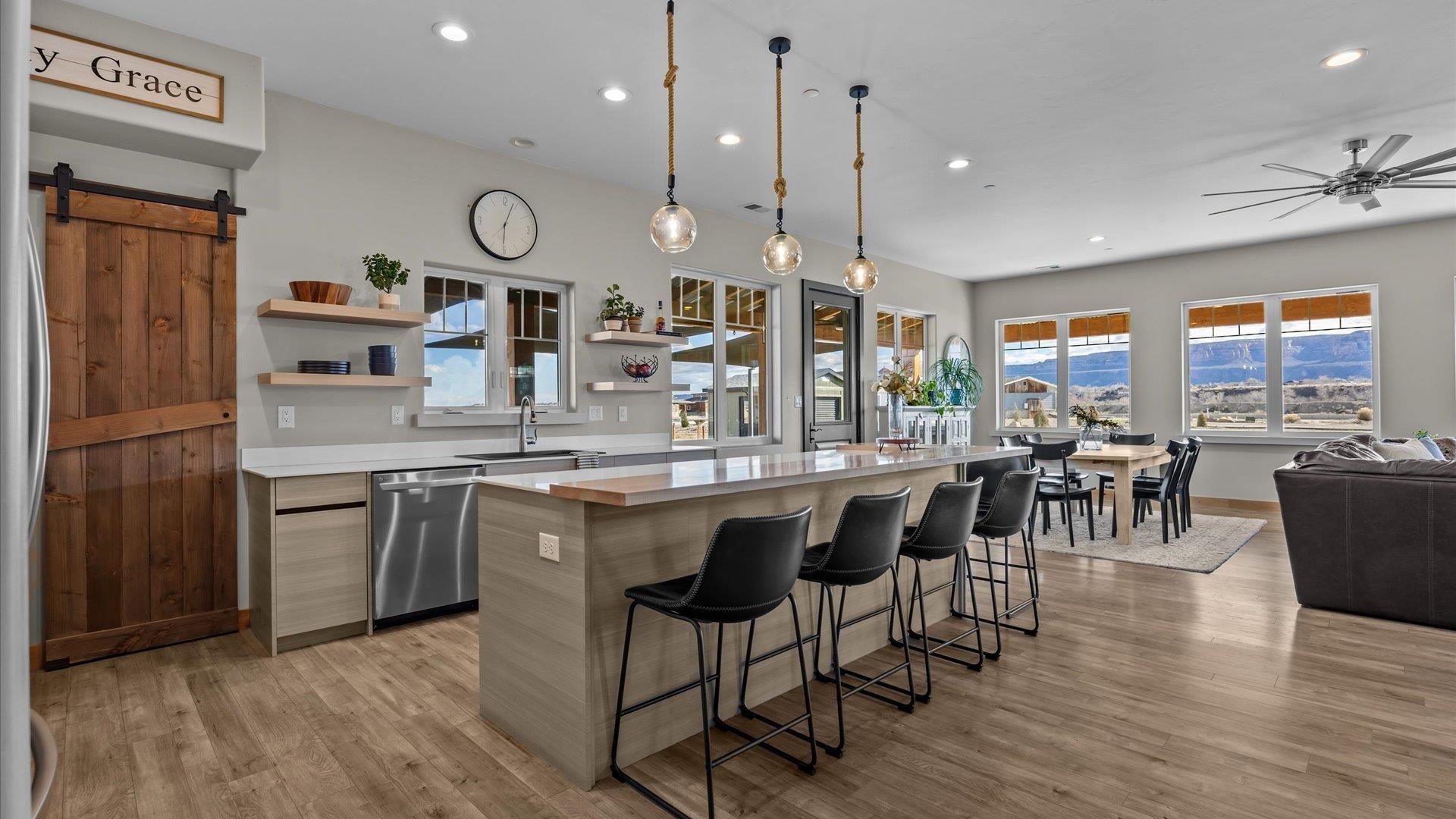 2085 Kedrowski Court Property Photo 13