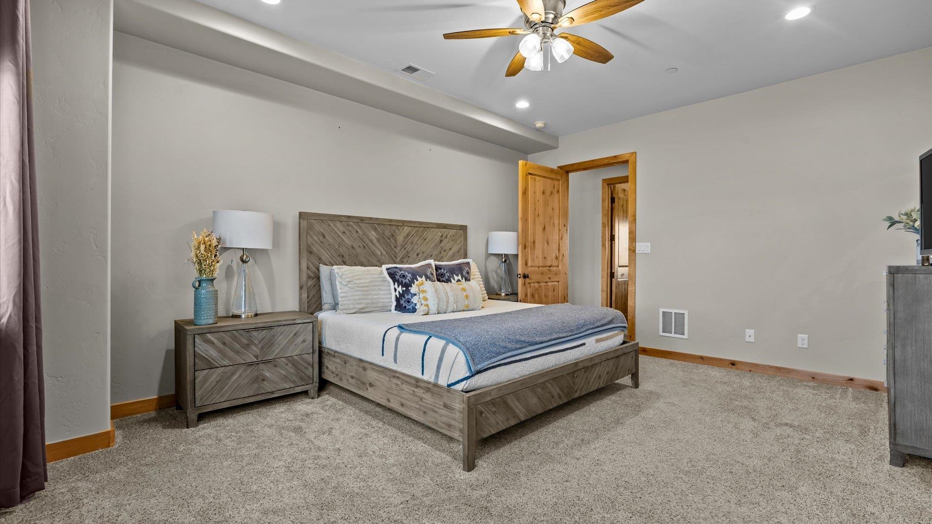 2085 Kedrowski Court Property Photo 17