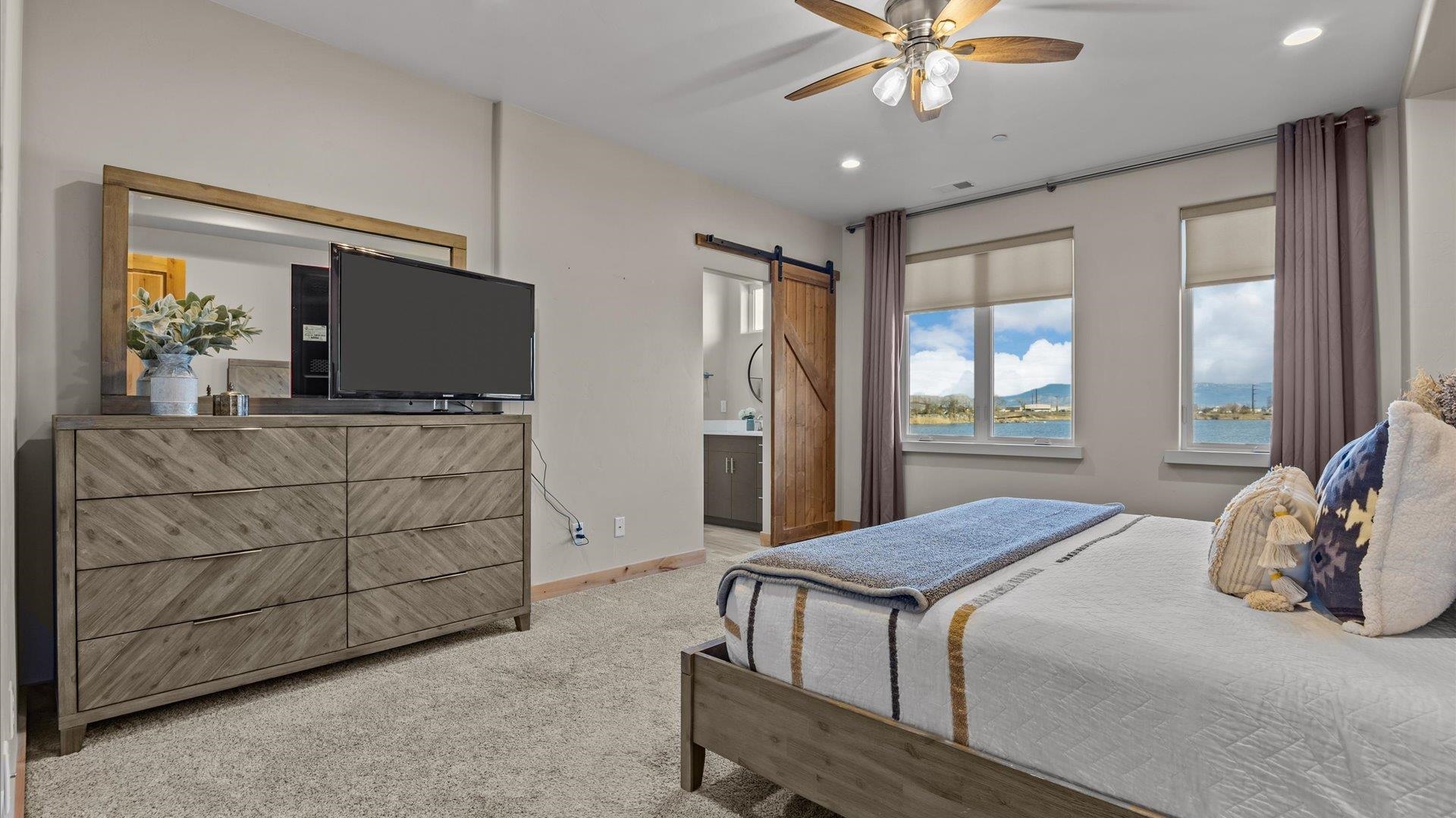 2085 Kedrowski Court Property Photo 18