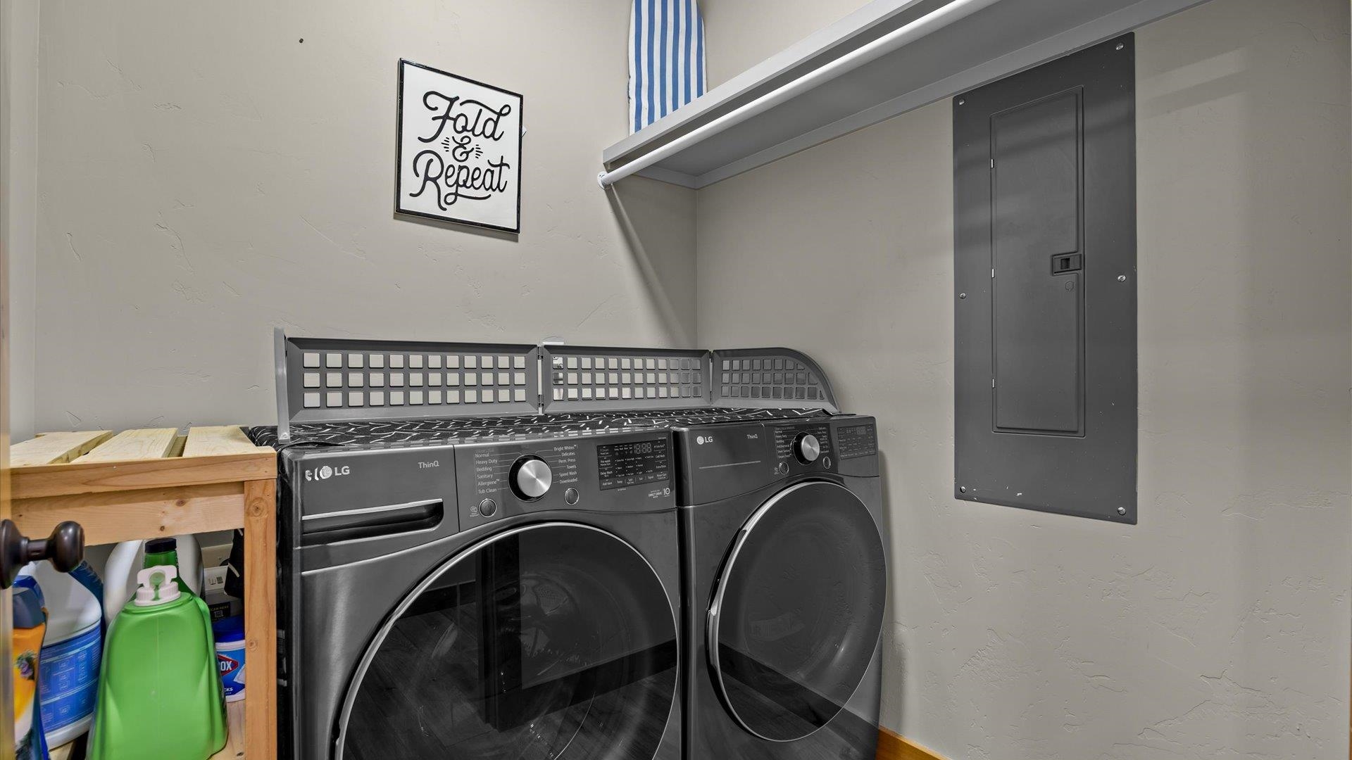 2085 Kedrowski Court Property Photo 28