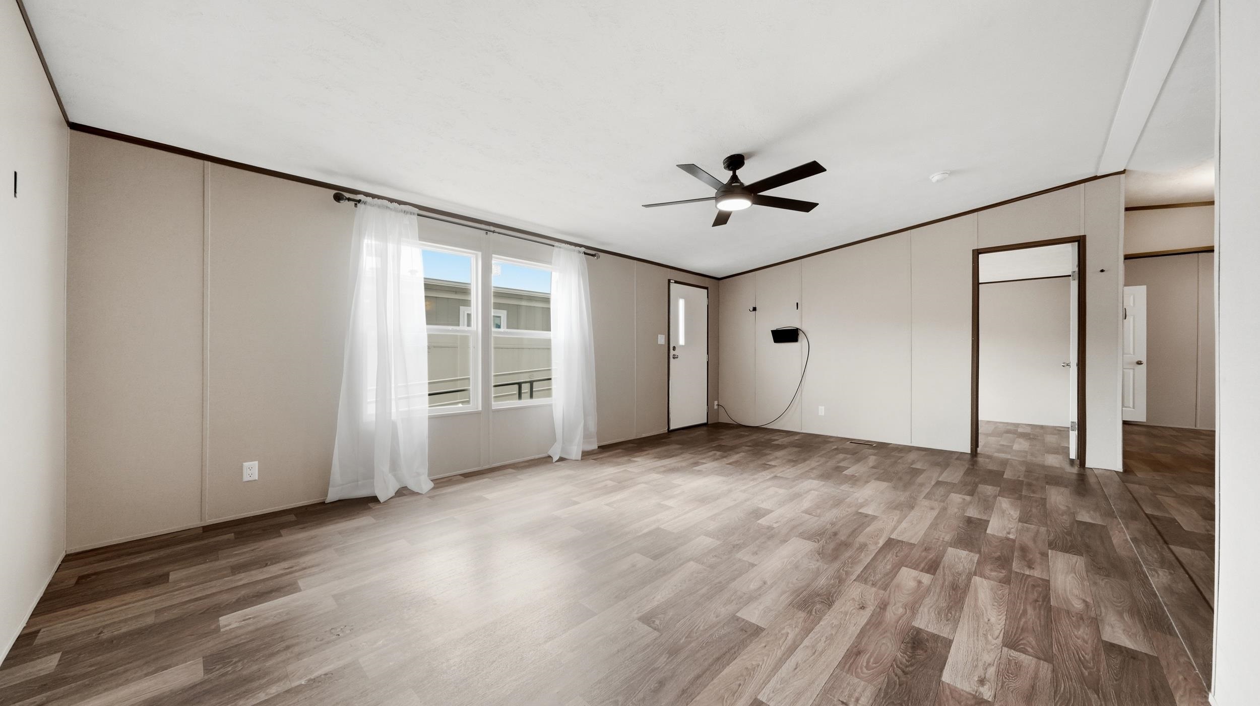 229 Hollyberry Way Property Photo 6