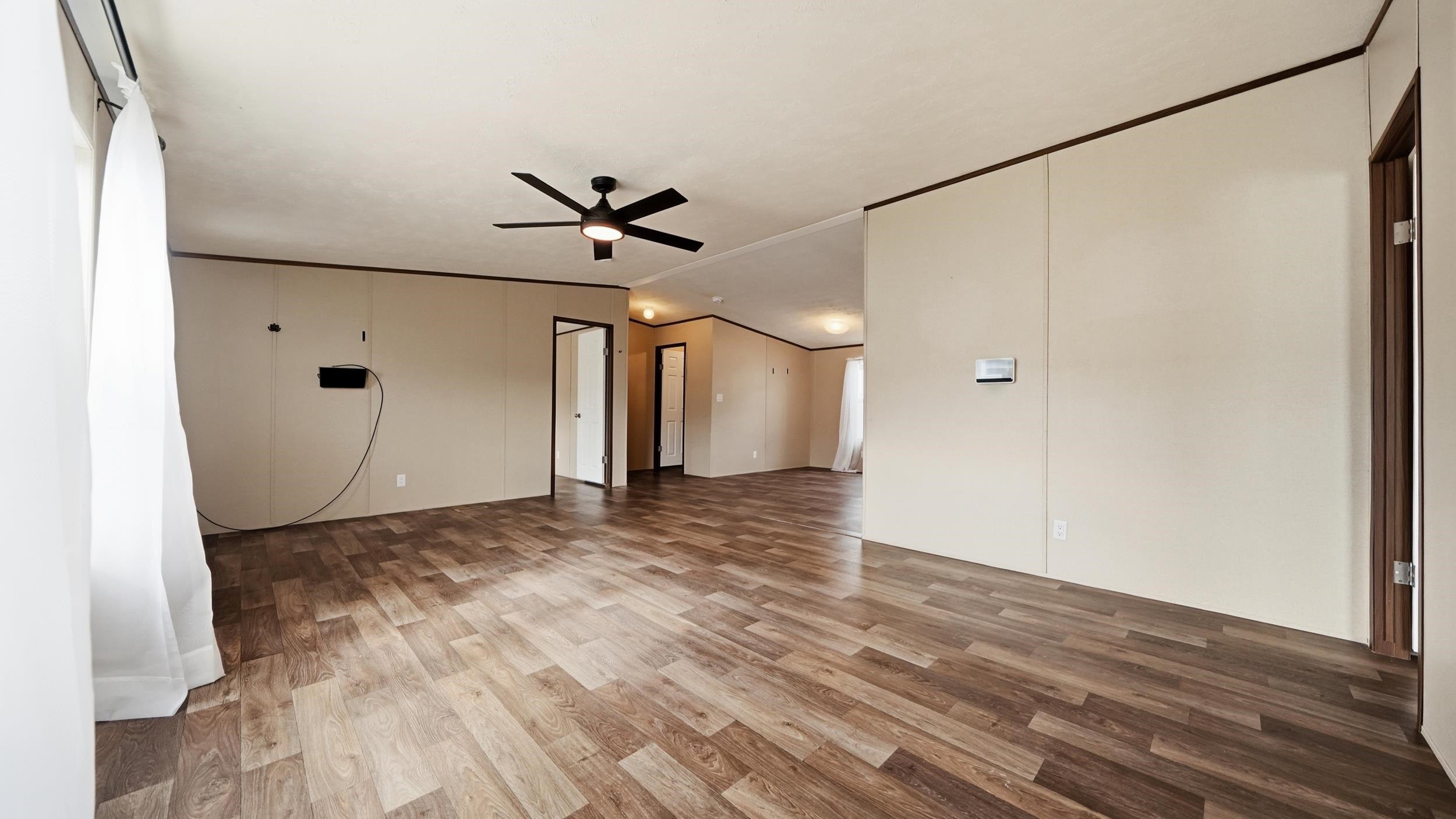 229 Hollyberry Way Property Photo 7