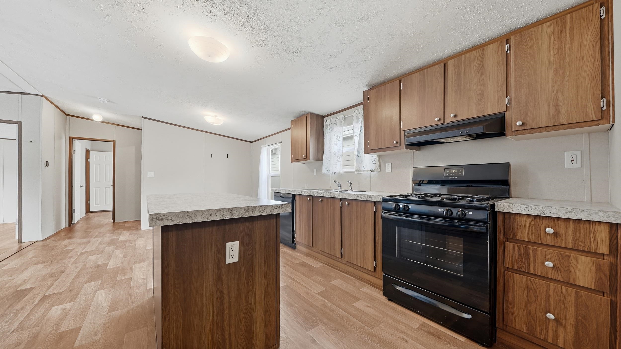 229 Hollyberry Way Property Photo 14