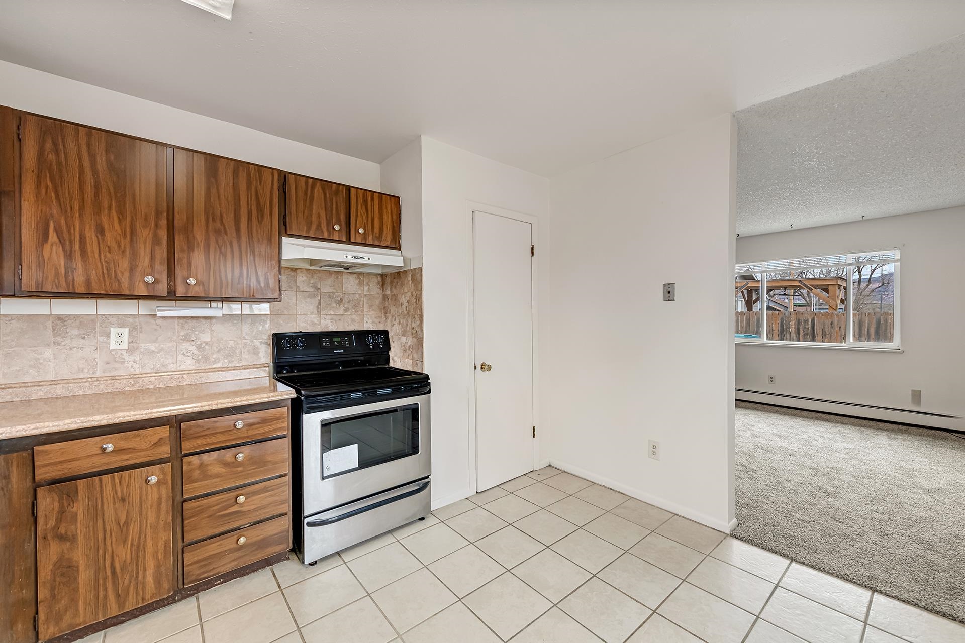 139 Willow Street Property Photo 12