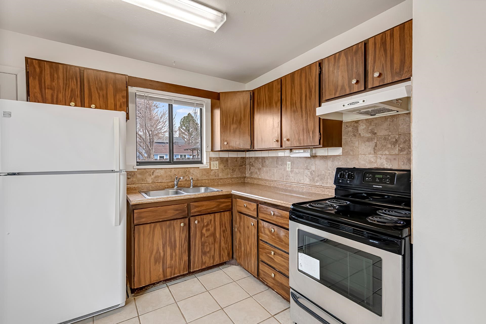 139 Willow Street Property Photo 14