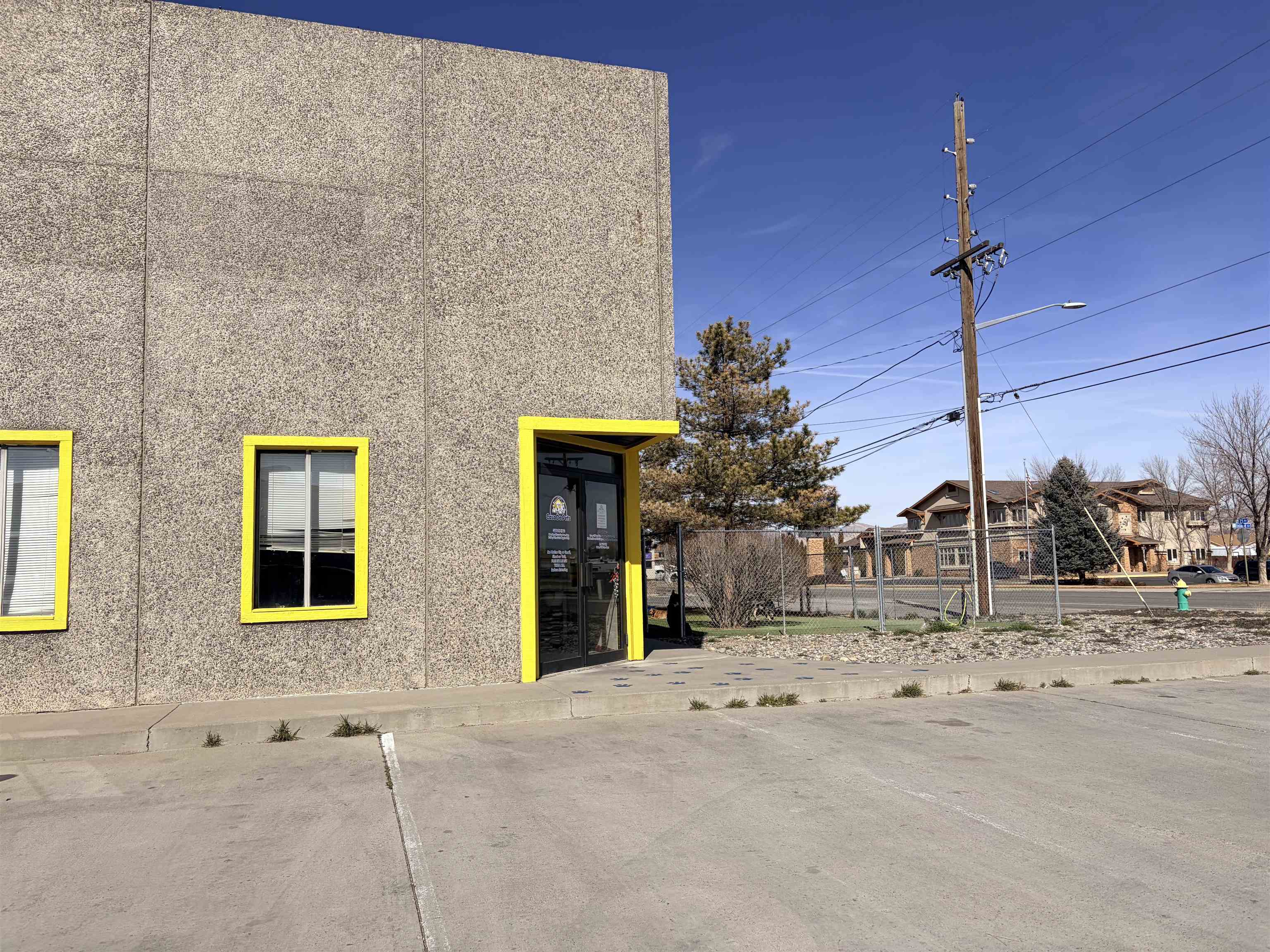 573 25 Road Property Photo 2