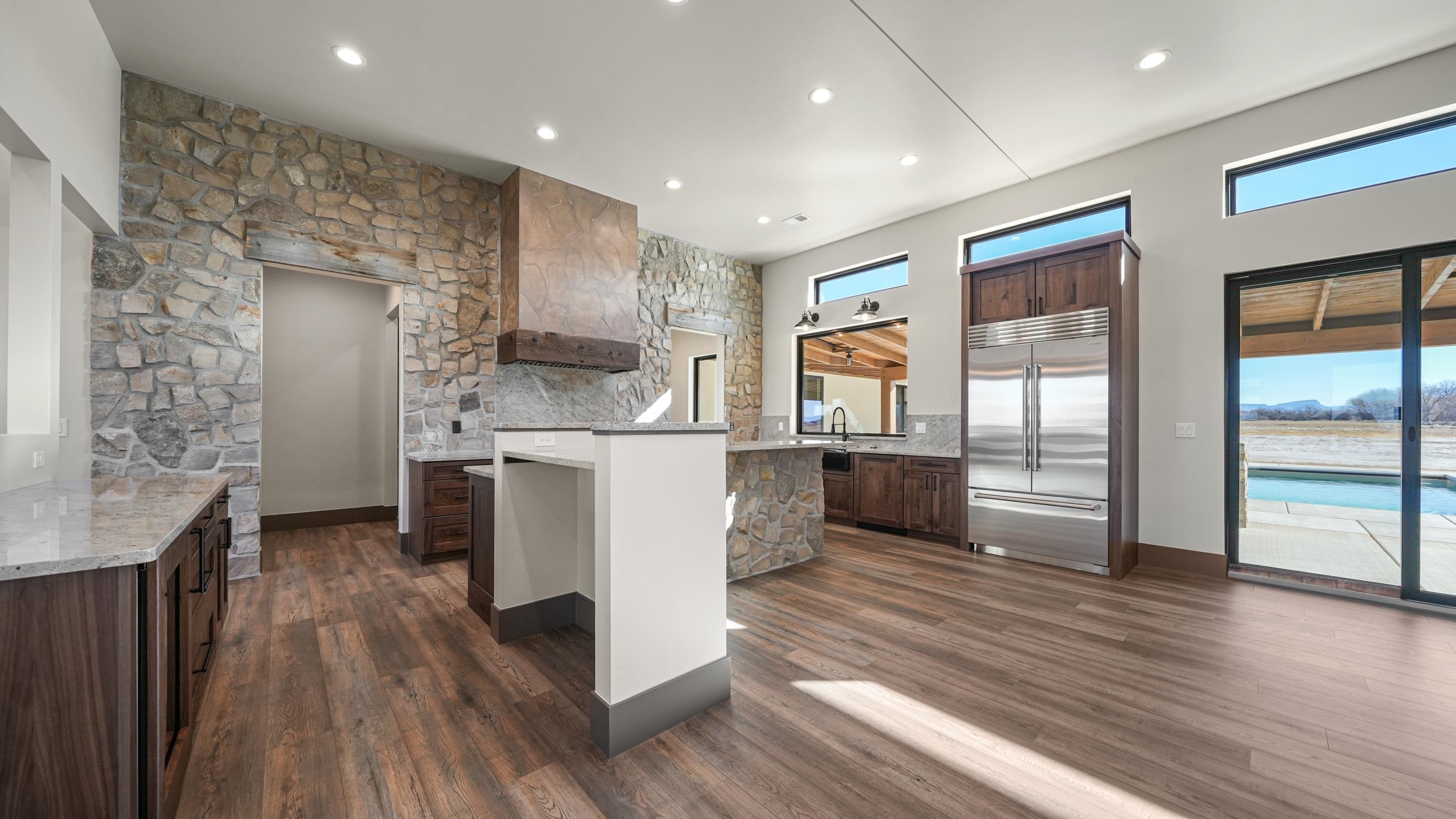 868 23 Road Property Photo 6