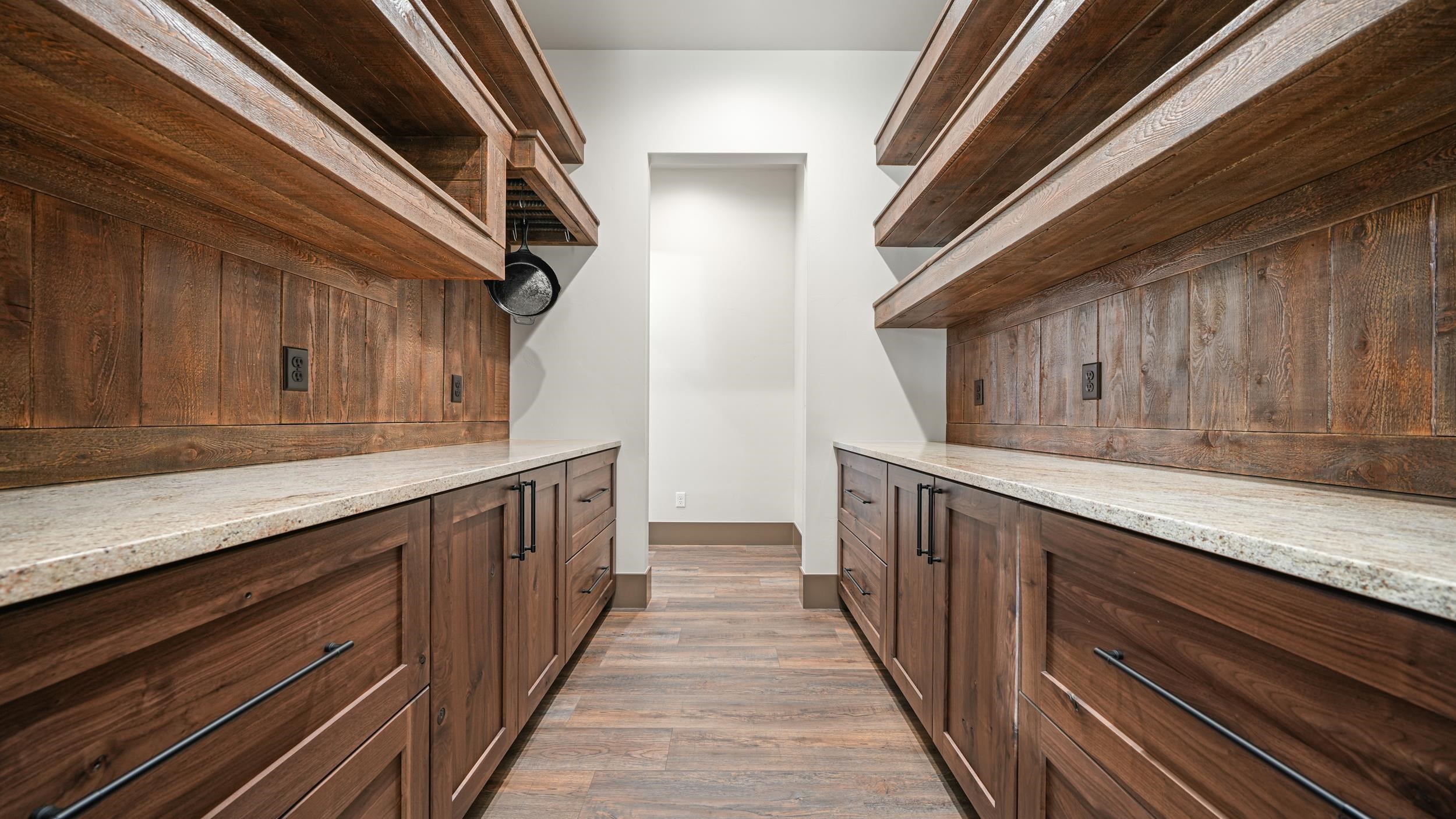 868 23 Road Property Photo 10